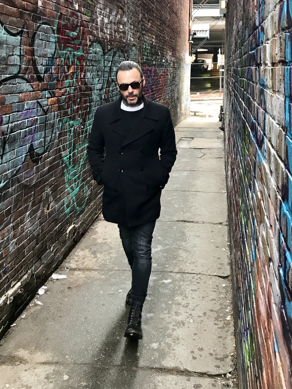 actor Justin Furstenfeld large photo