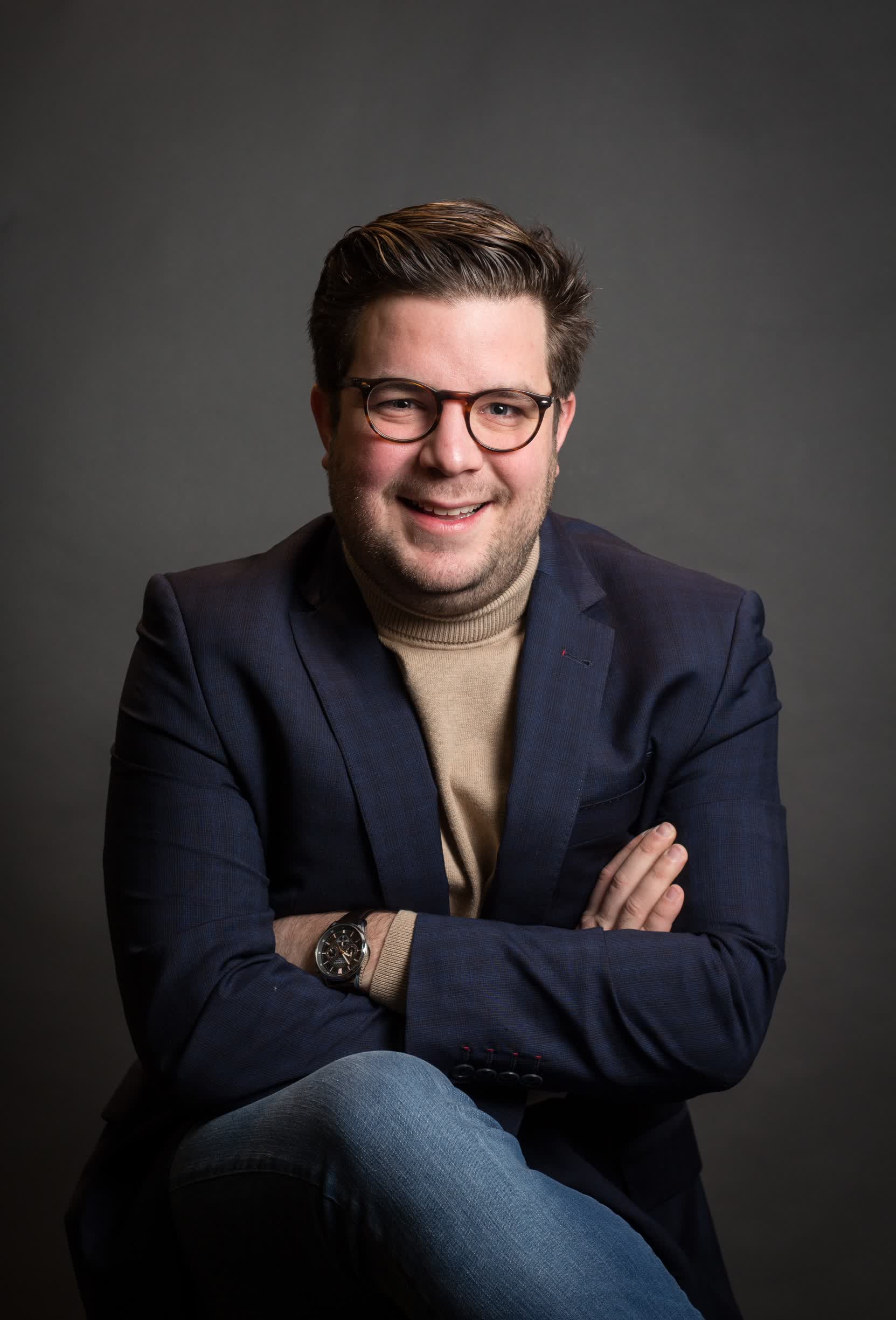 actor Miguel Herrera large photo