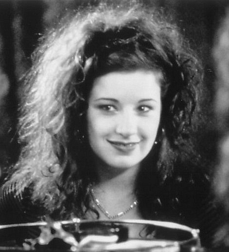 actor Tina Kellegher large photo