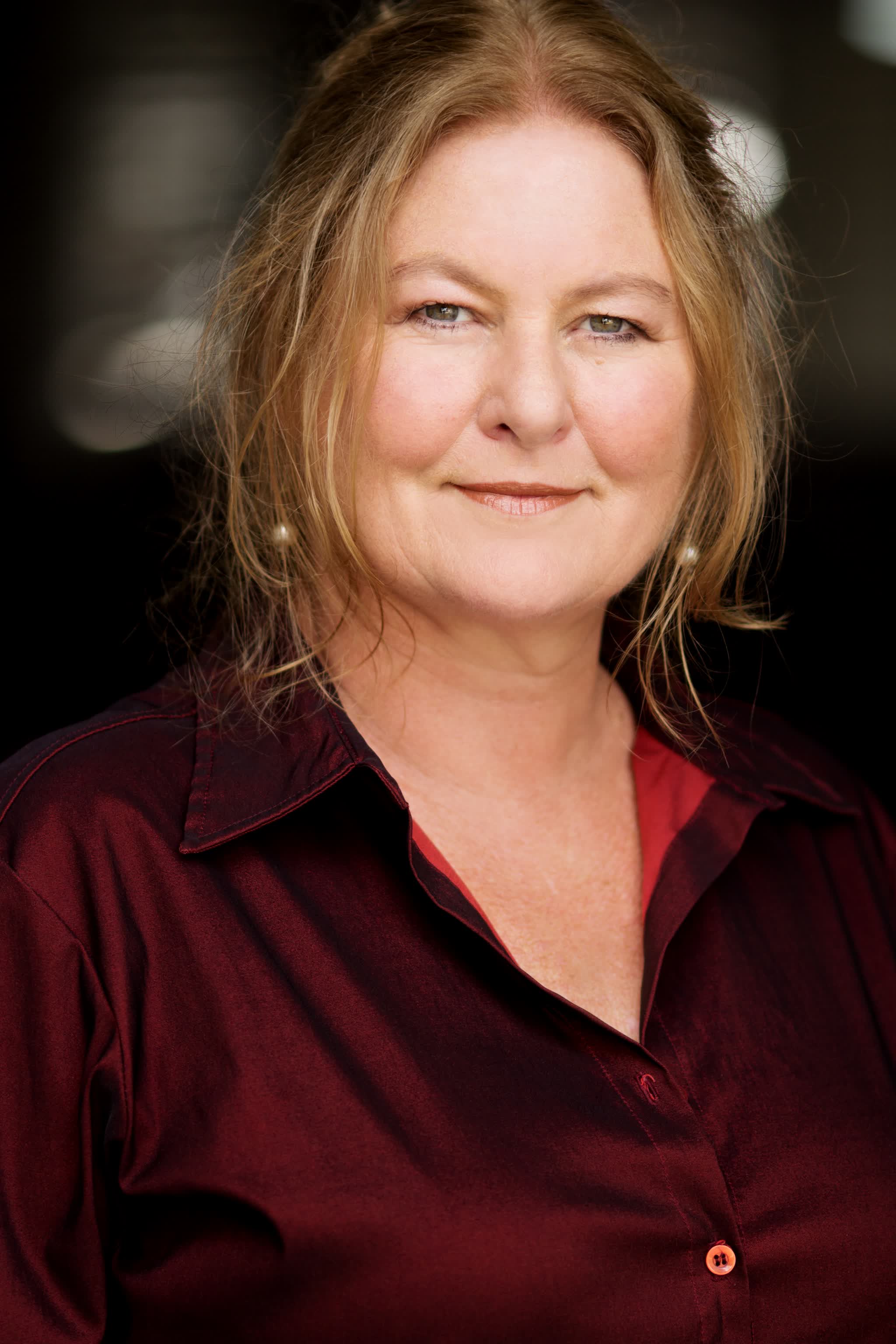 actor Monette Lee large photo