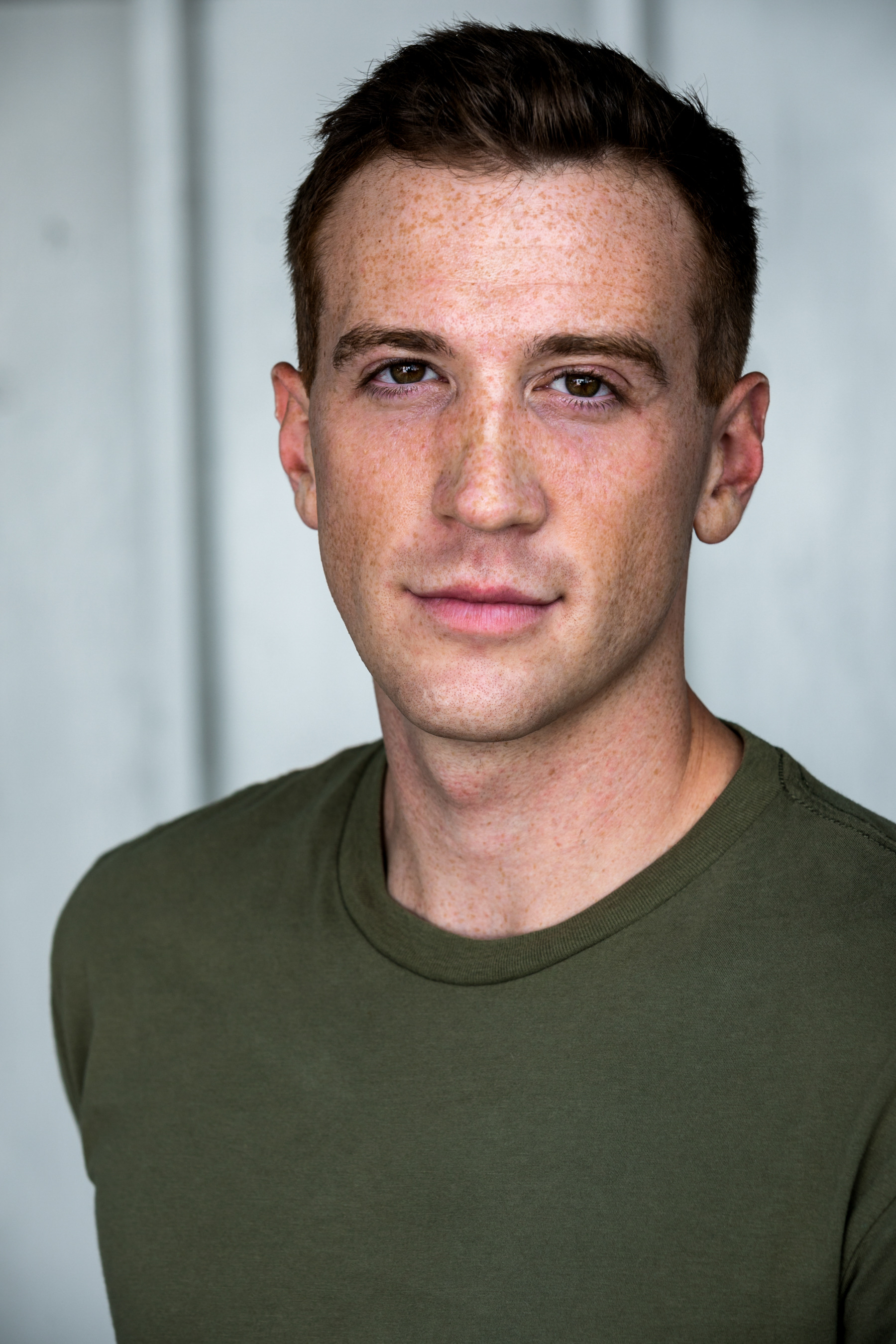 actor Barrett D. Carroll large photo