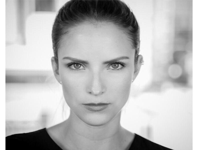 actor Paulette Hernandez large photo