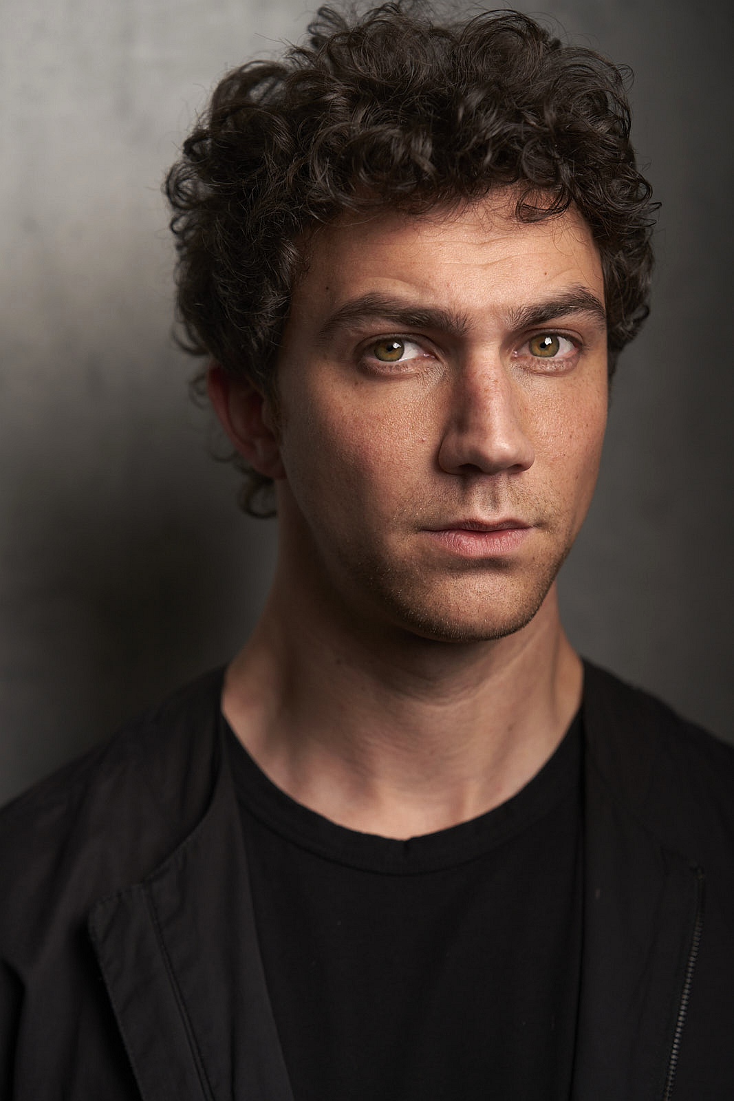 actor Luke Brandon Field large photo