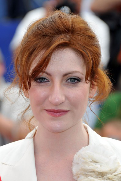 actor Alice Barnole large photo