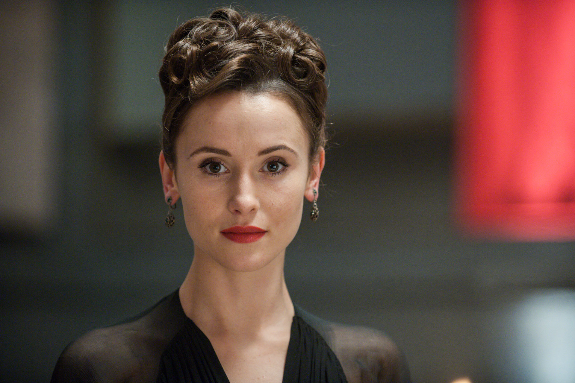 actor Peri Baumeister large photo