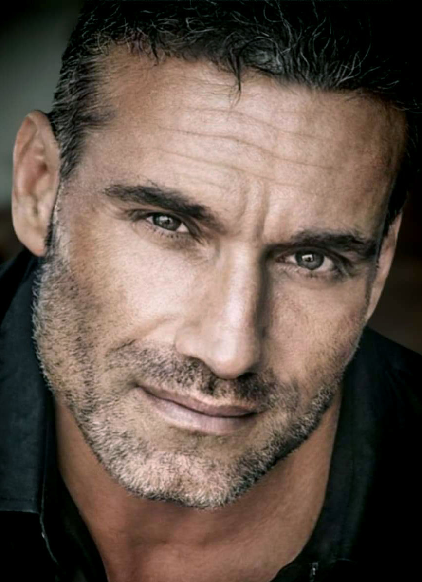 actor Ron Smoorenburg large photo