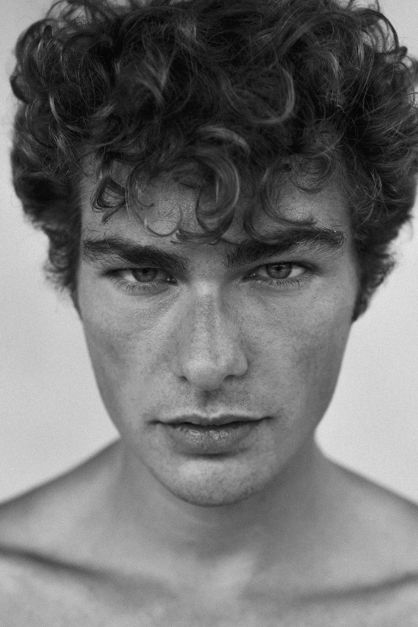 actor Michele Favaro large photo