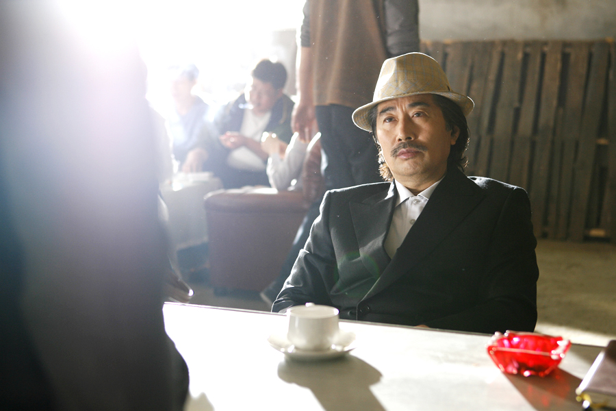 actor Yun-shik Baek large photo