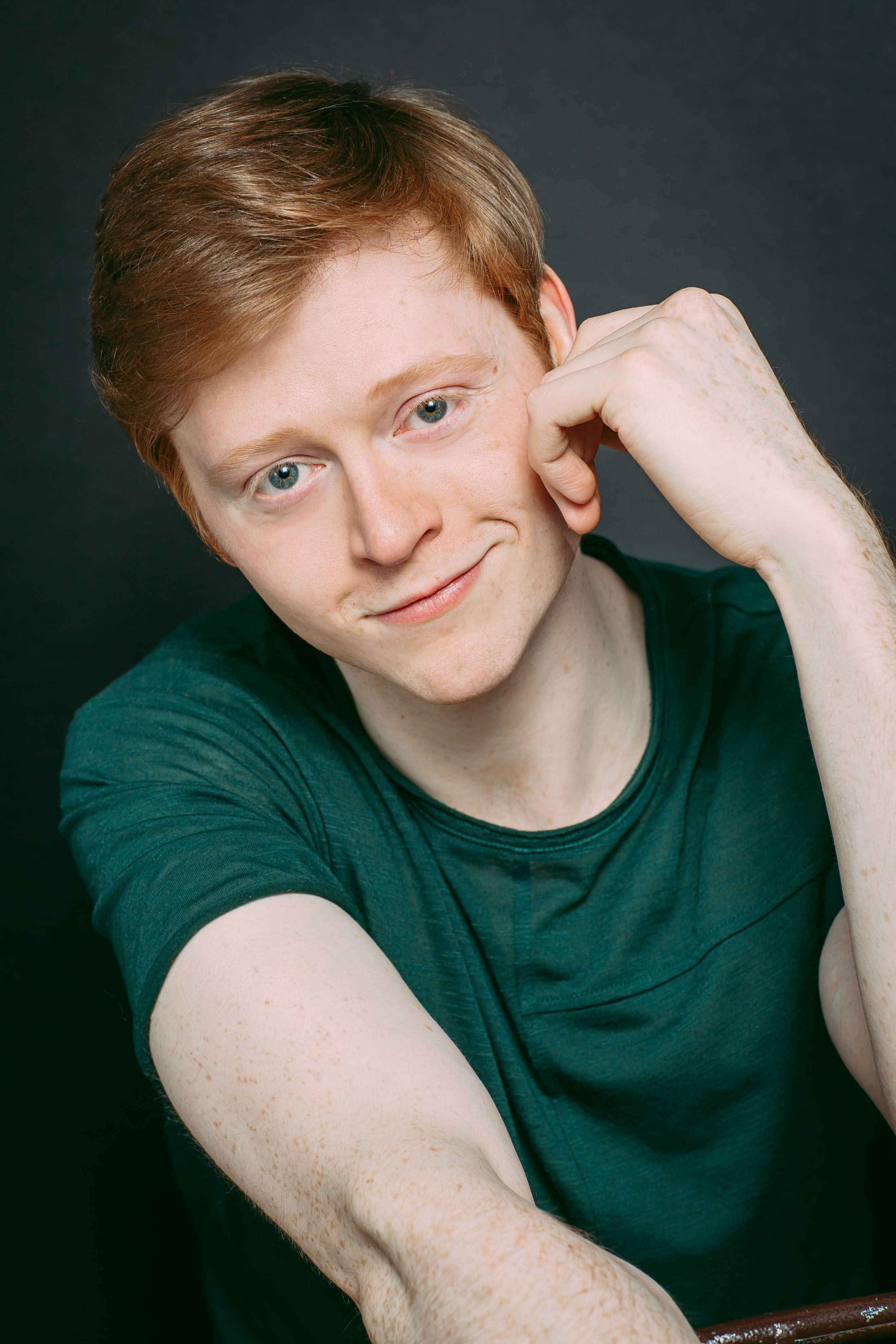 actor Alexander Lowe large photo