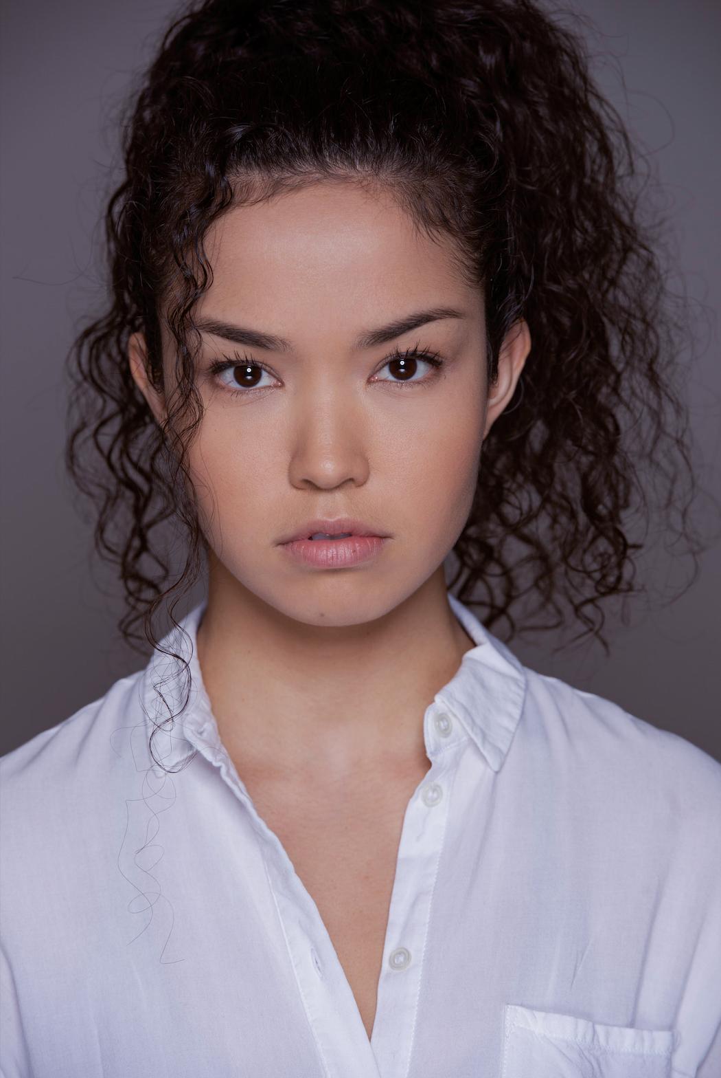 actor Erika Prevost large photo