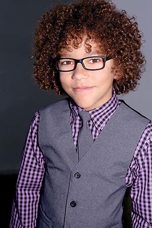 actor Ethan William Childress large photo