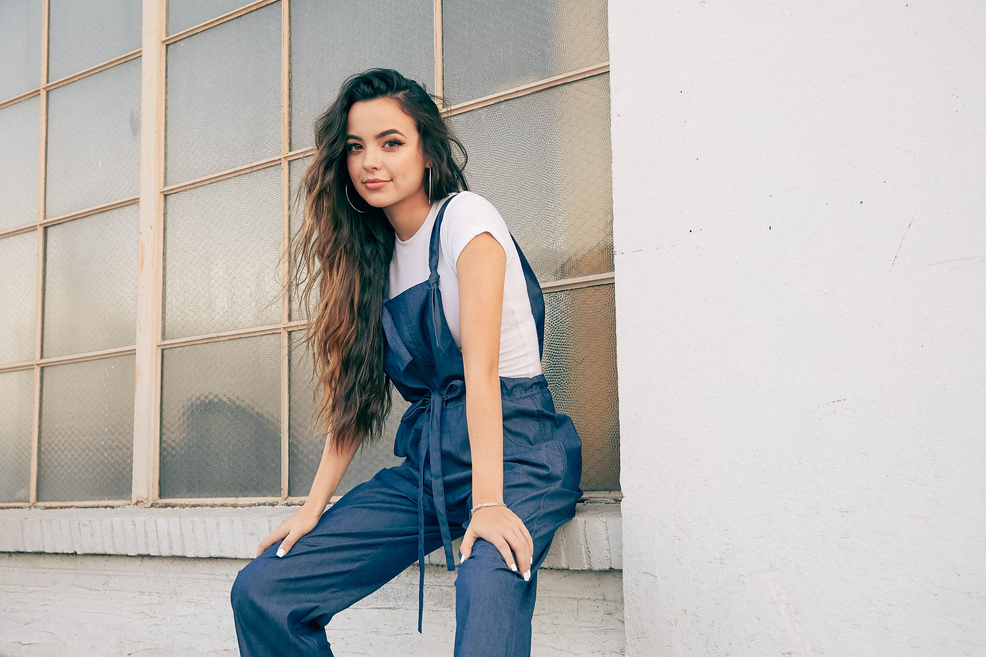 actor Vanessa Merrell large photo