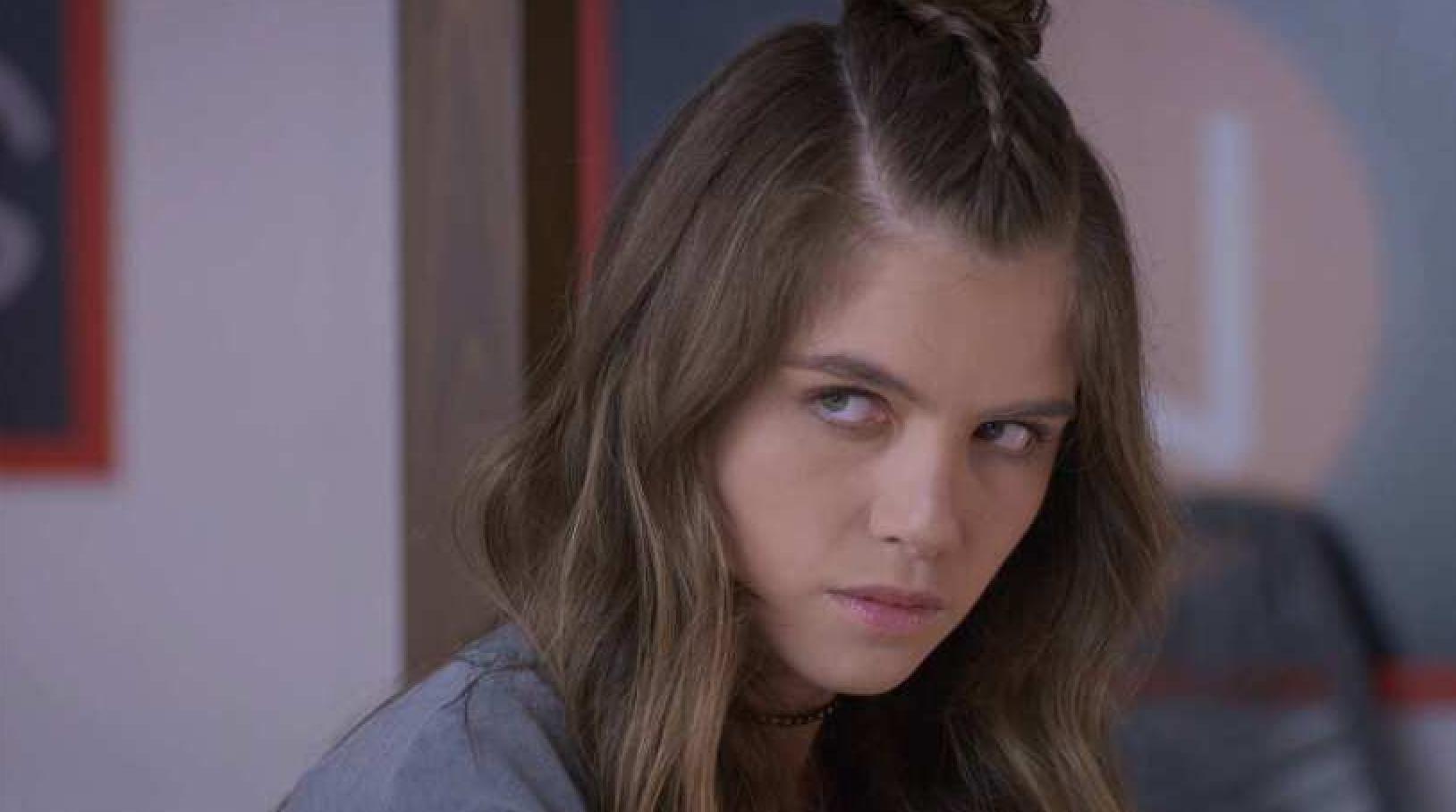 actor Isidora Vives large photo