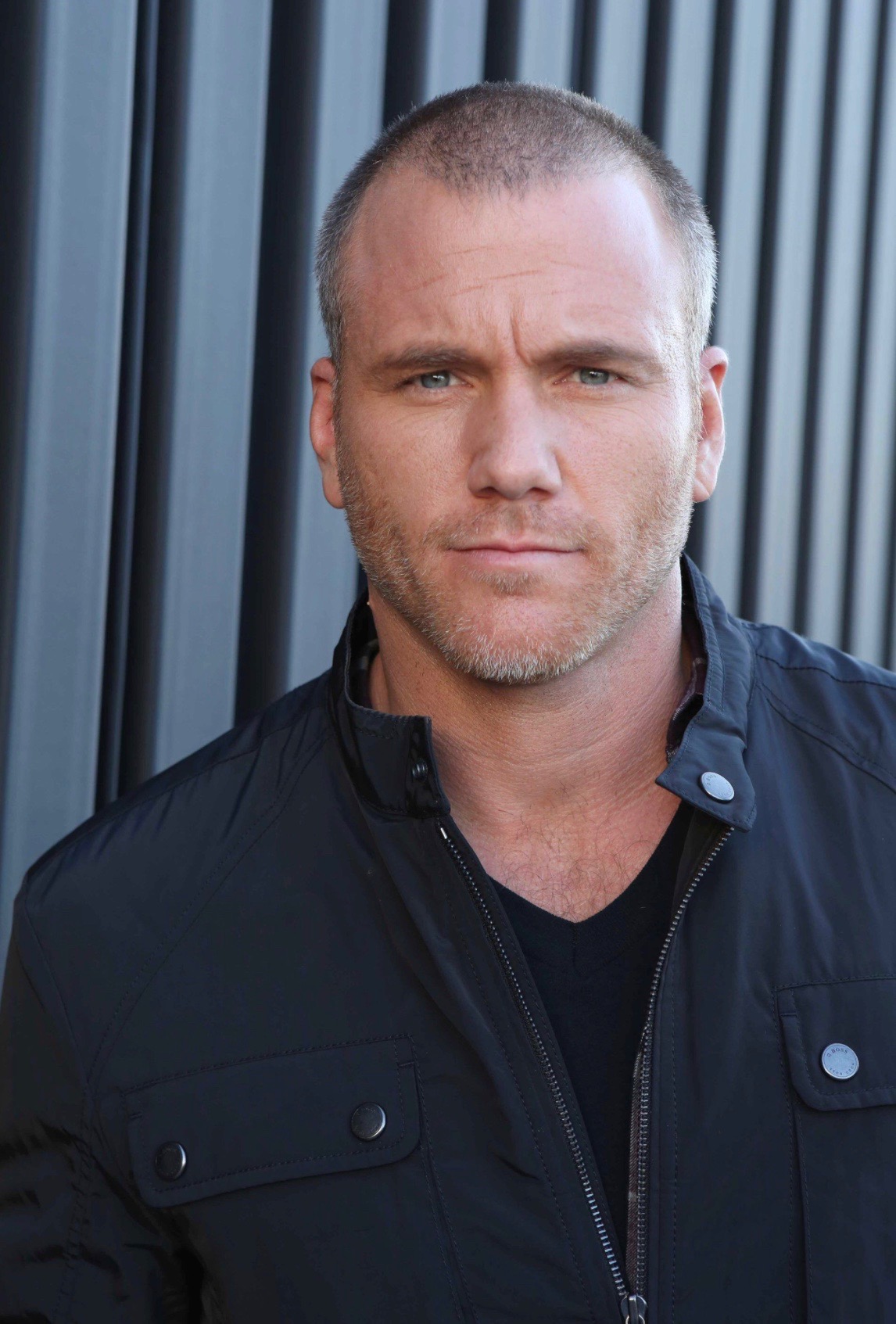 actor Sean Carrigan large photo
