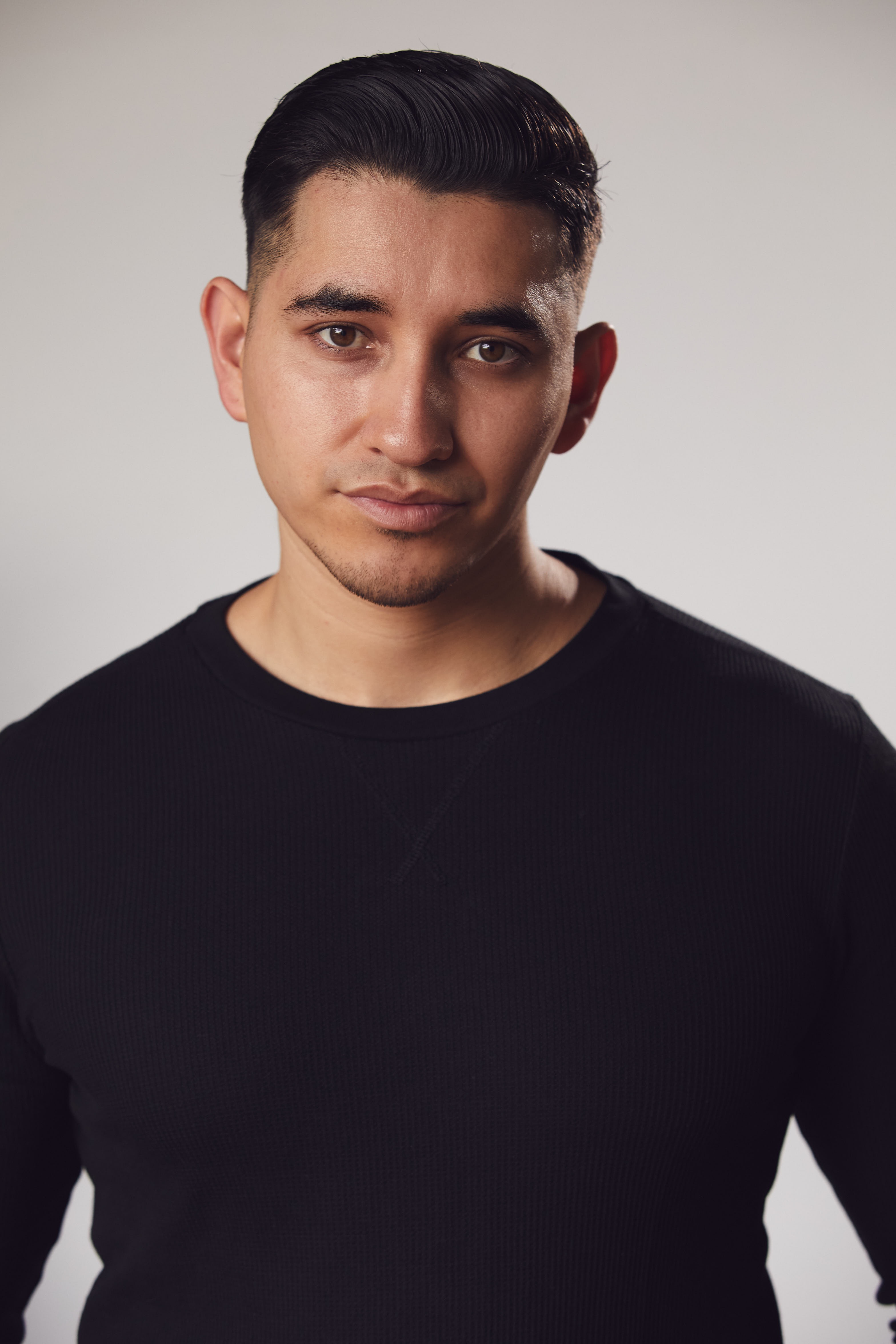 actor Ivan Hernandez large photo