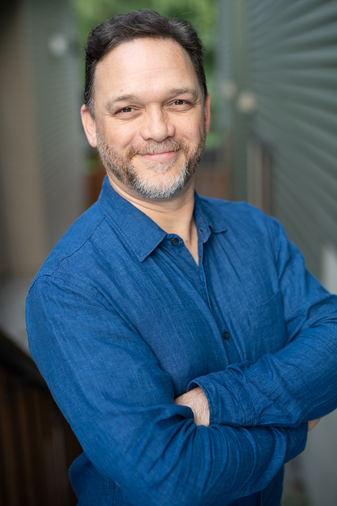 actor Linley Subryan large photo