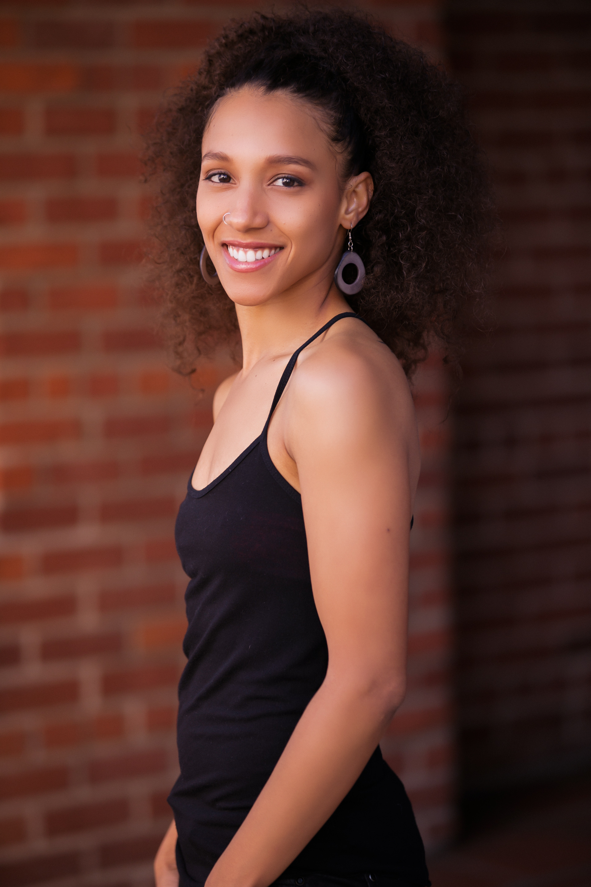 actor Rhaechyl Walker large photo