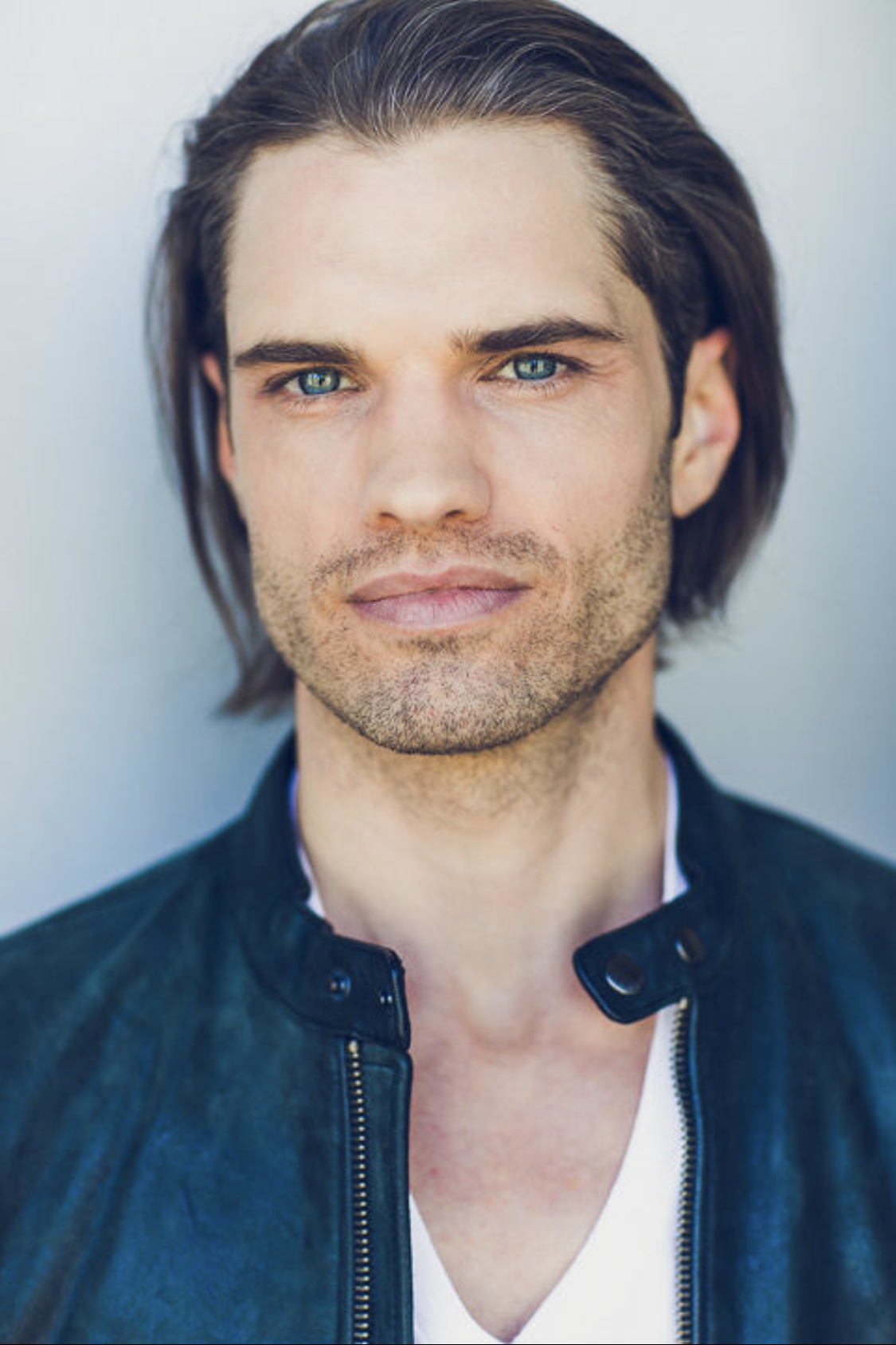 actor Justin Stiver large photo