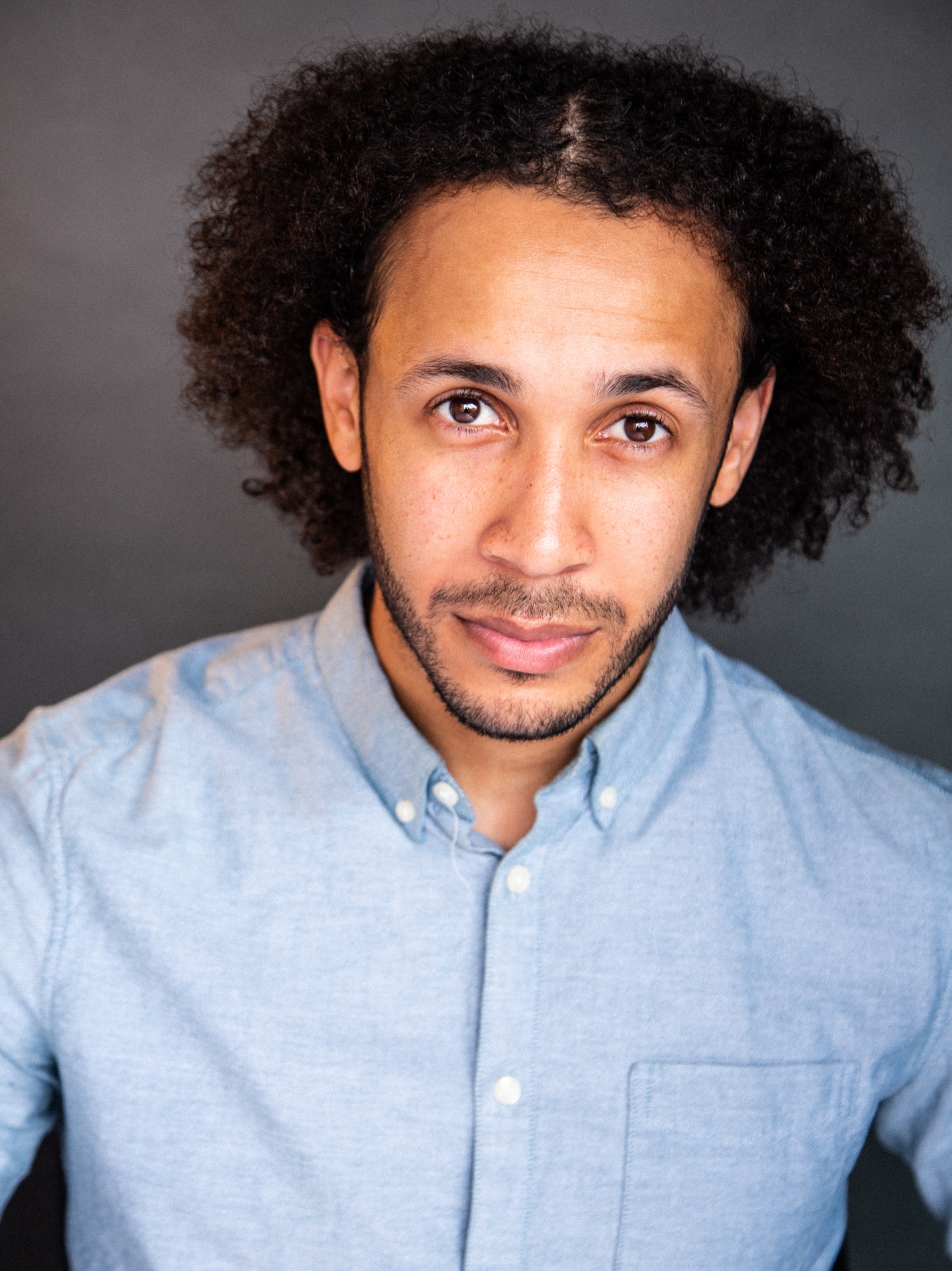 actor Lewis Sycamore large photo