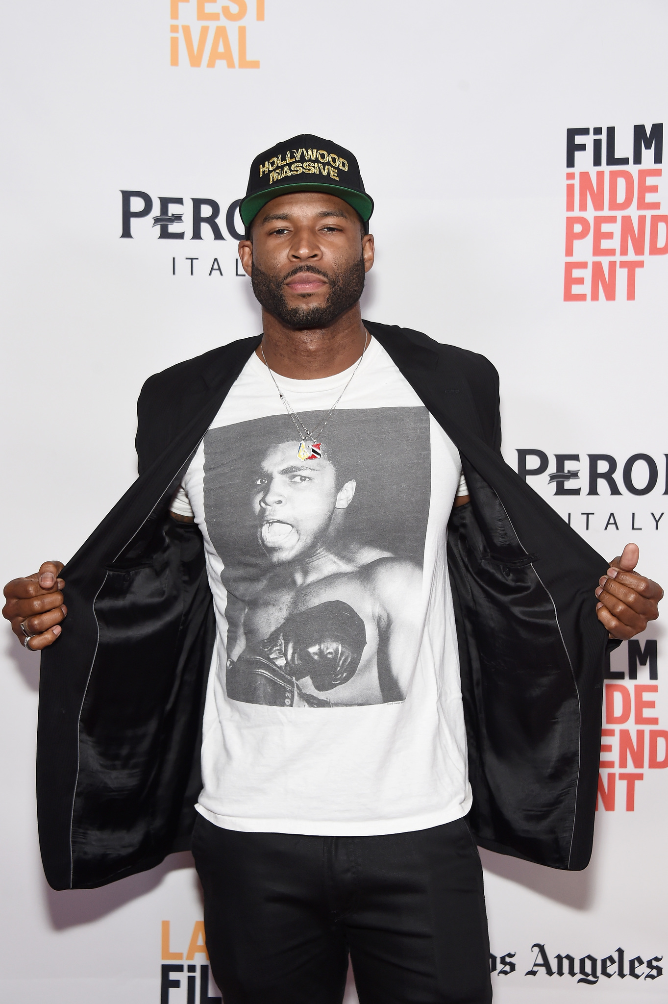 actor Robert Christopher Riley large photo