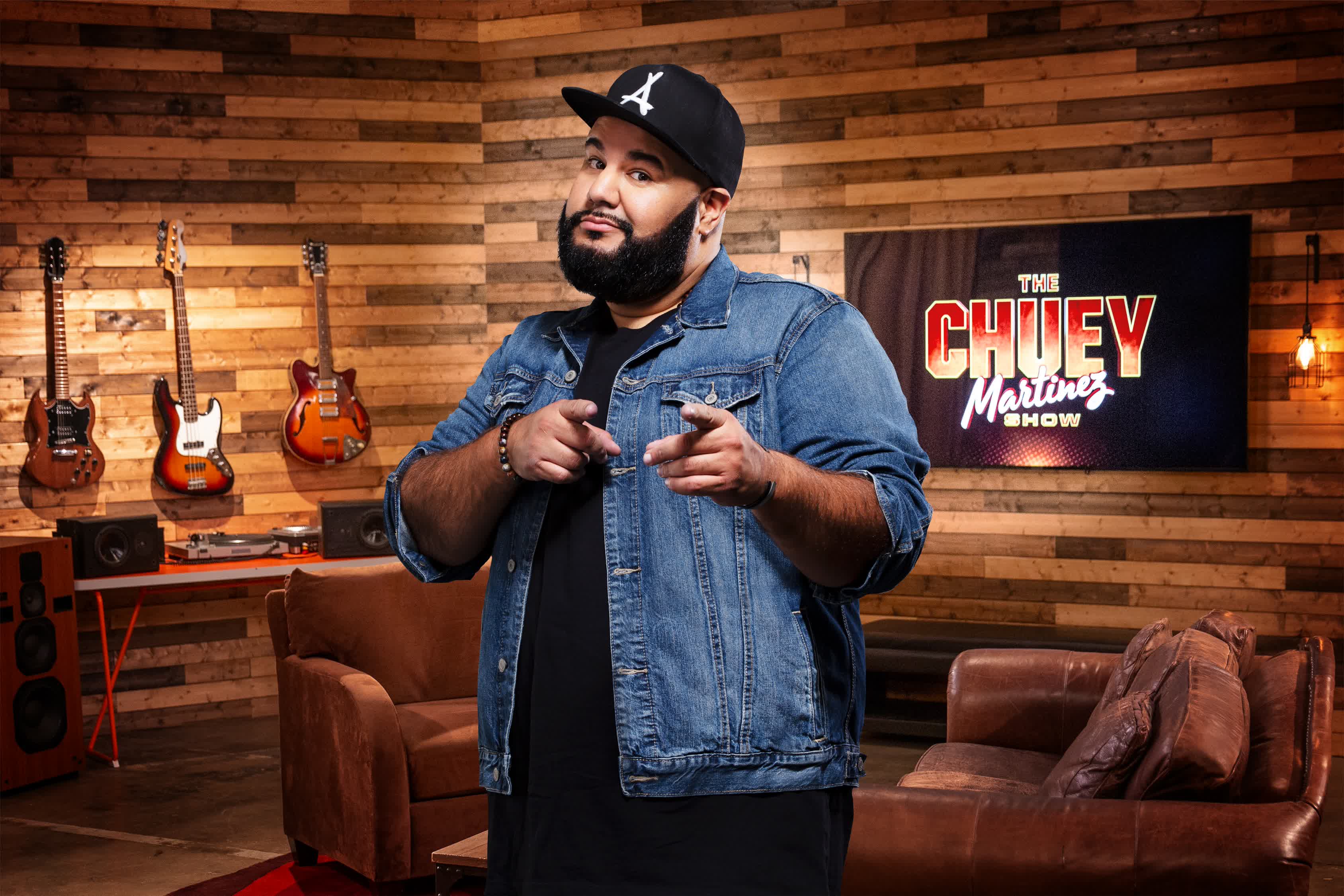 actor Chuey Martinez large photo