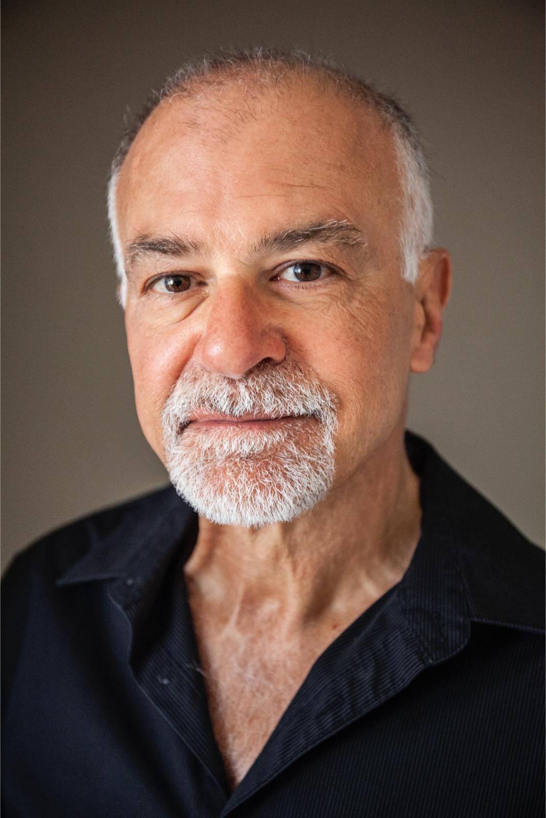 actor Raymond Sammak large photo