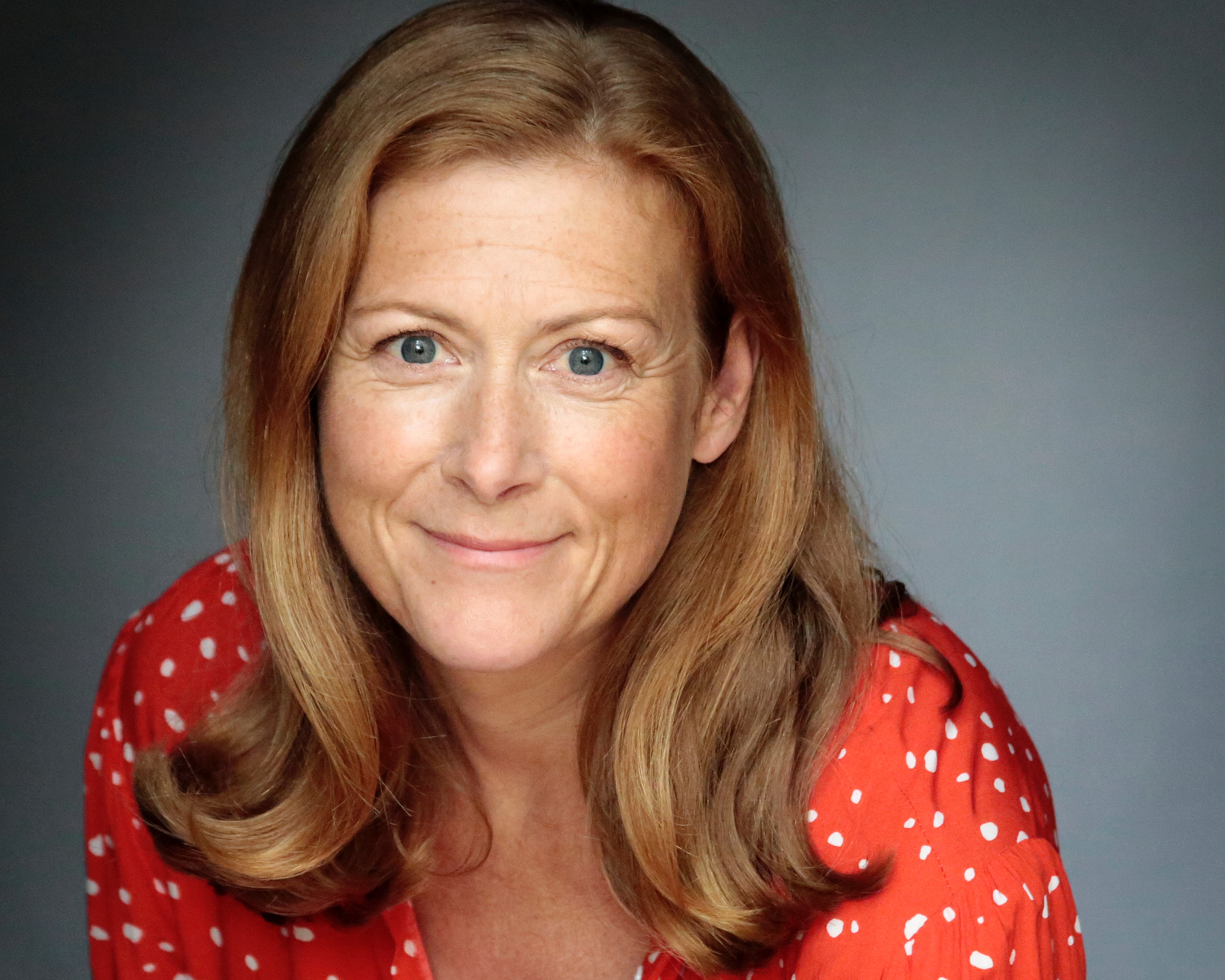 actor Louise Breckon-Richards large photo