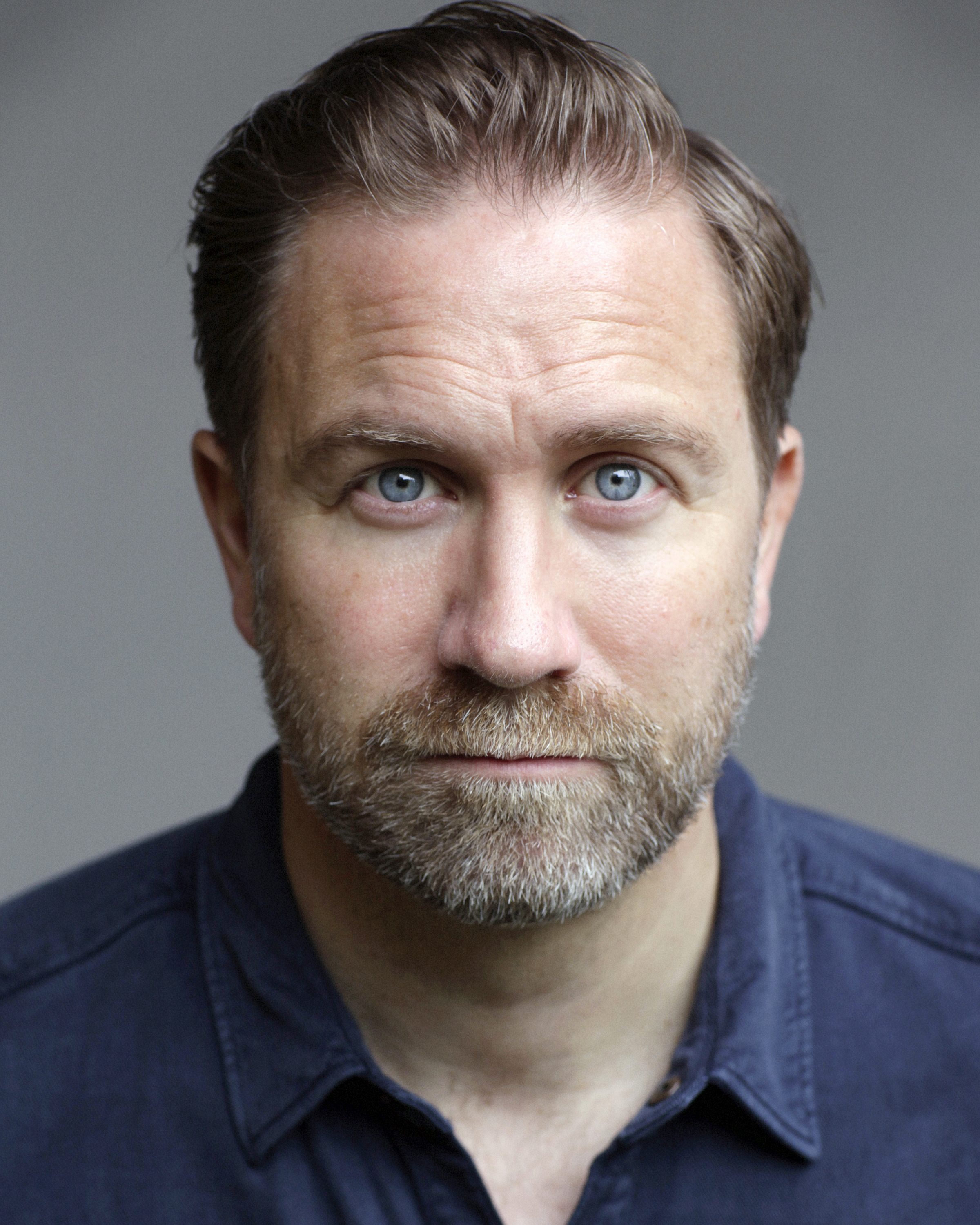 actor Phill Langhorne large photo