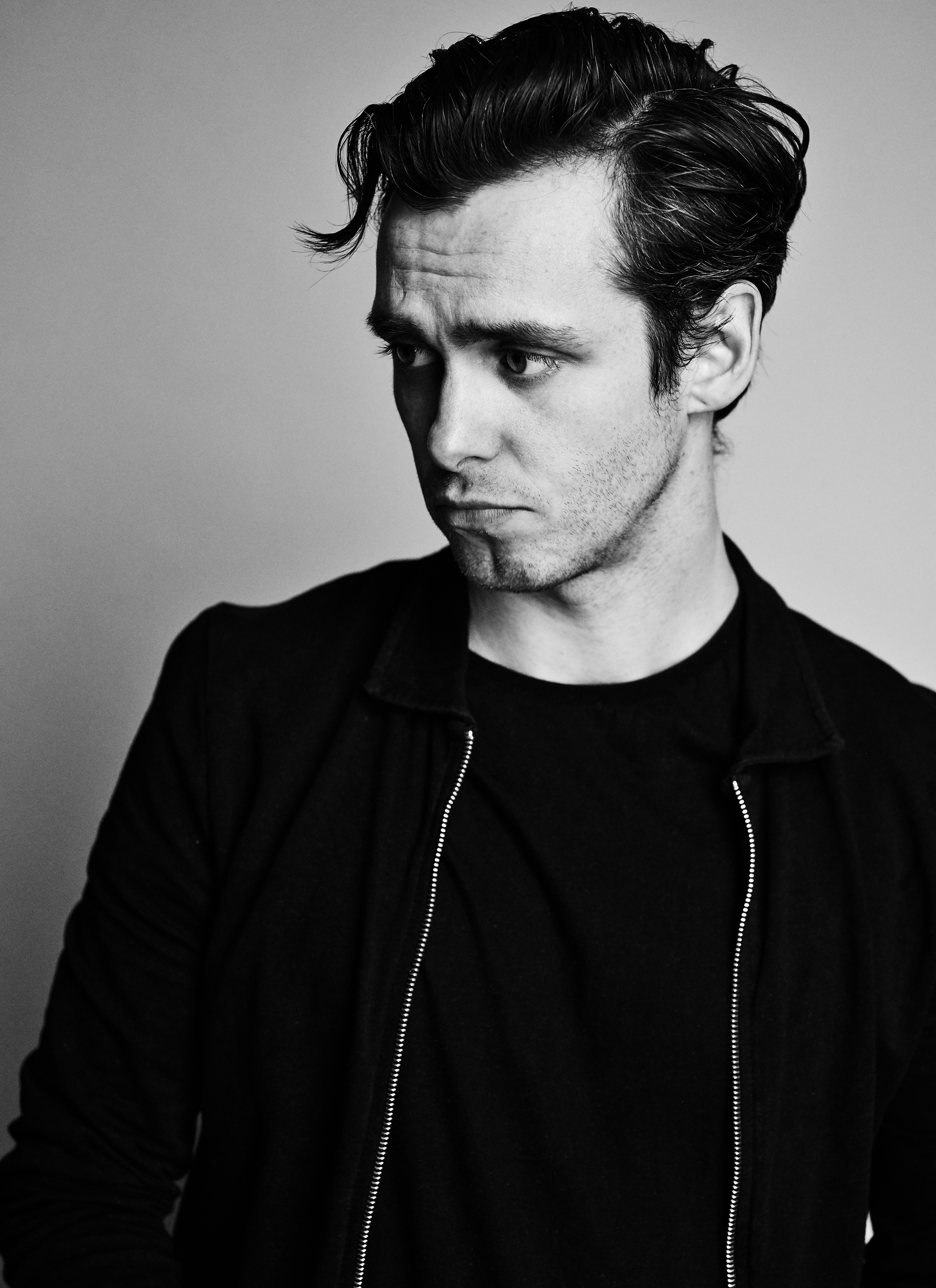 actor Jack Riddiford large photo