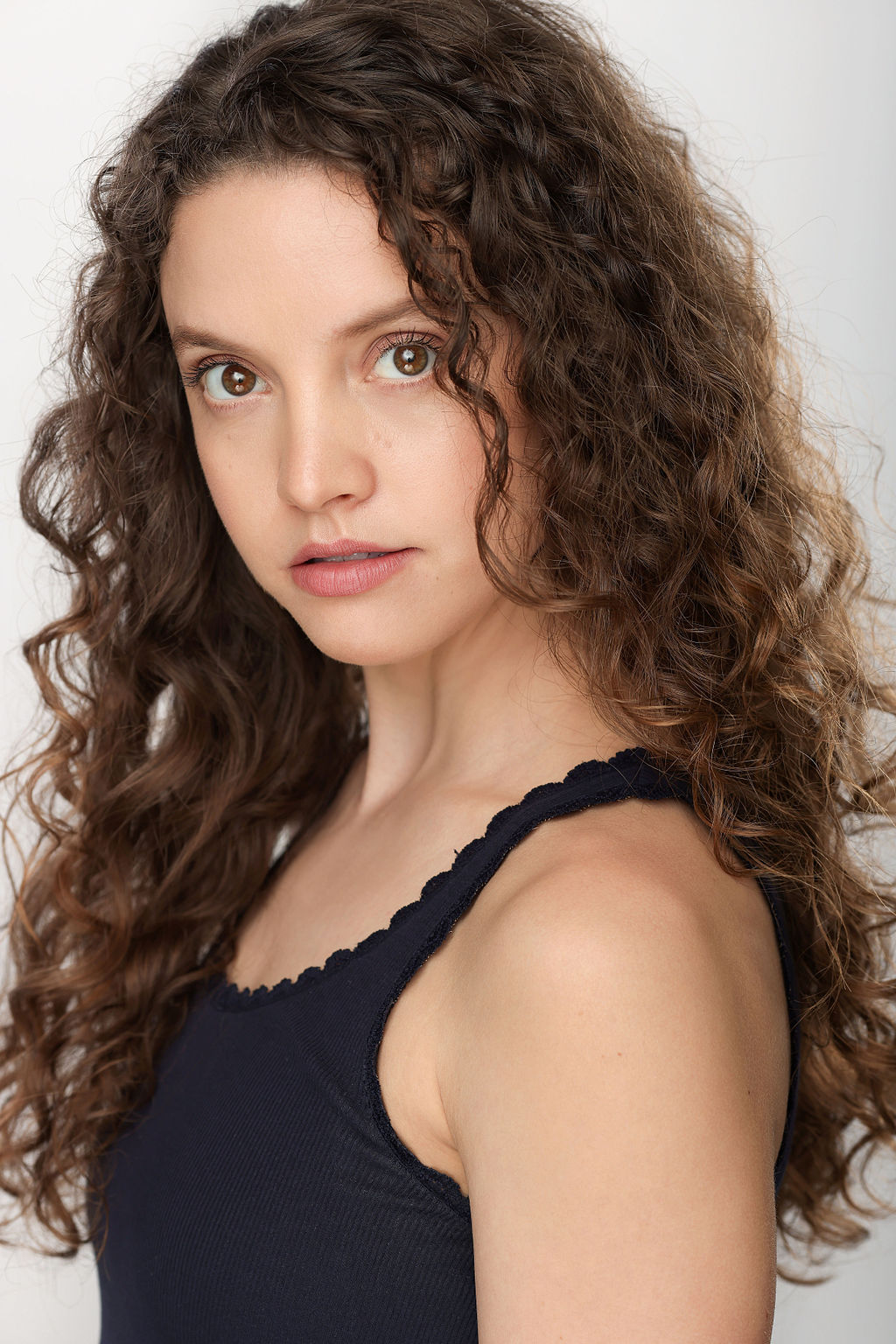 actor Fidelia Grace large photo