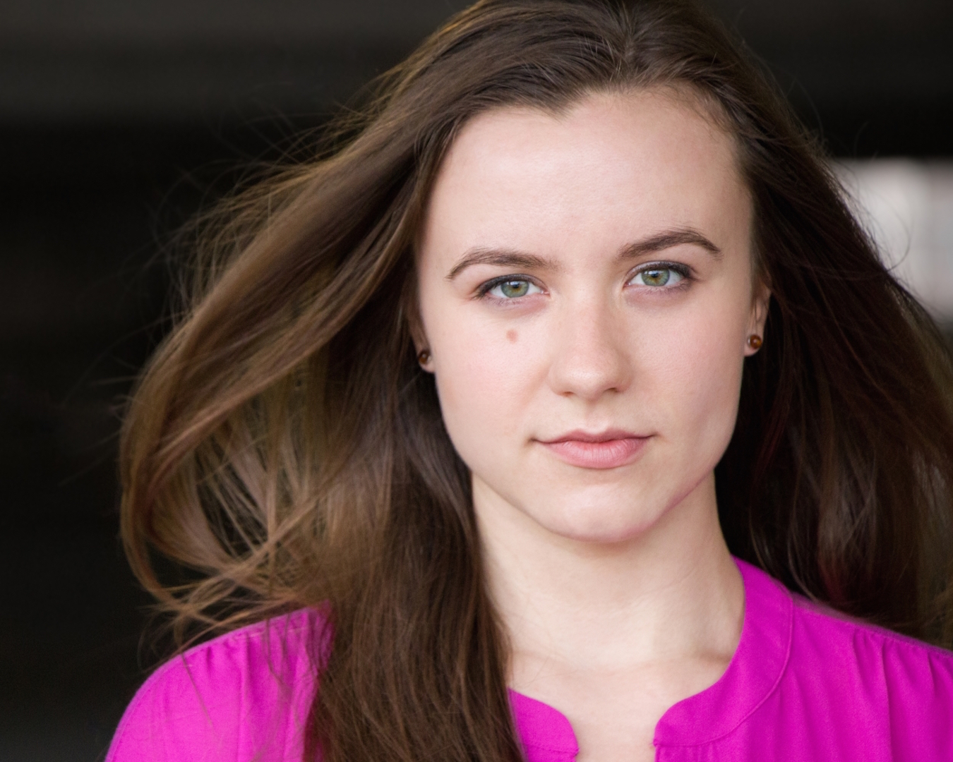 actor Sara Katrenich large photo