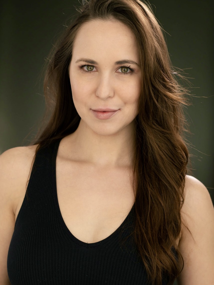 actor Sofie Holland large photo