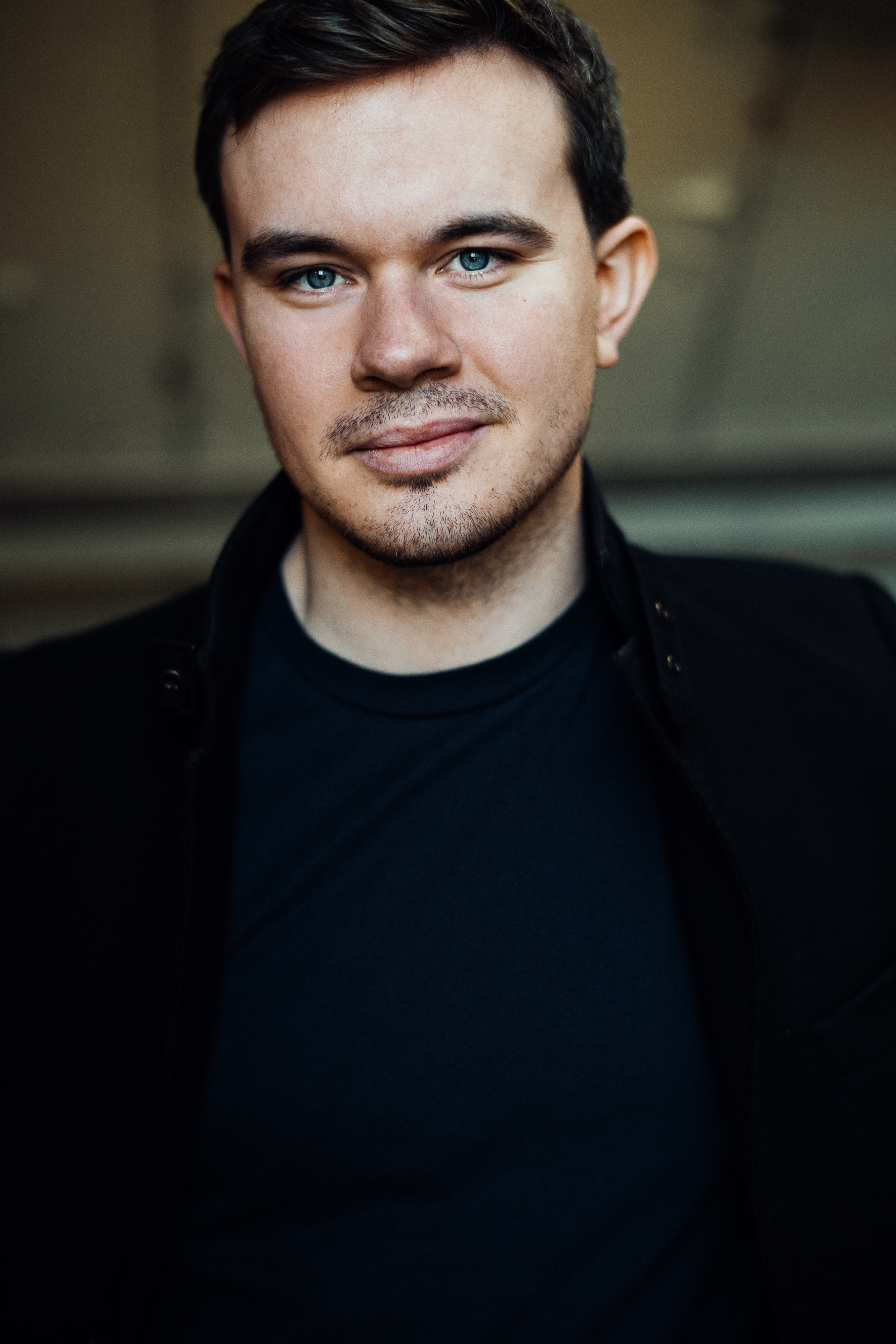 actor Spencer Wawak large photo