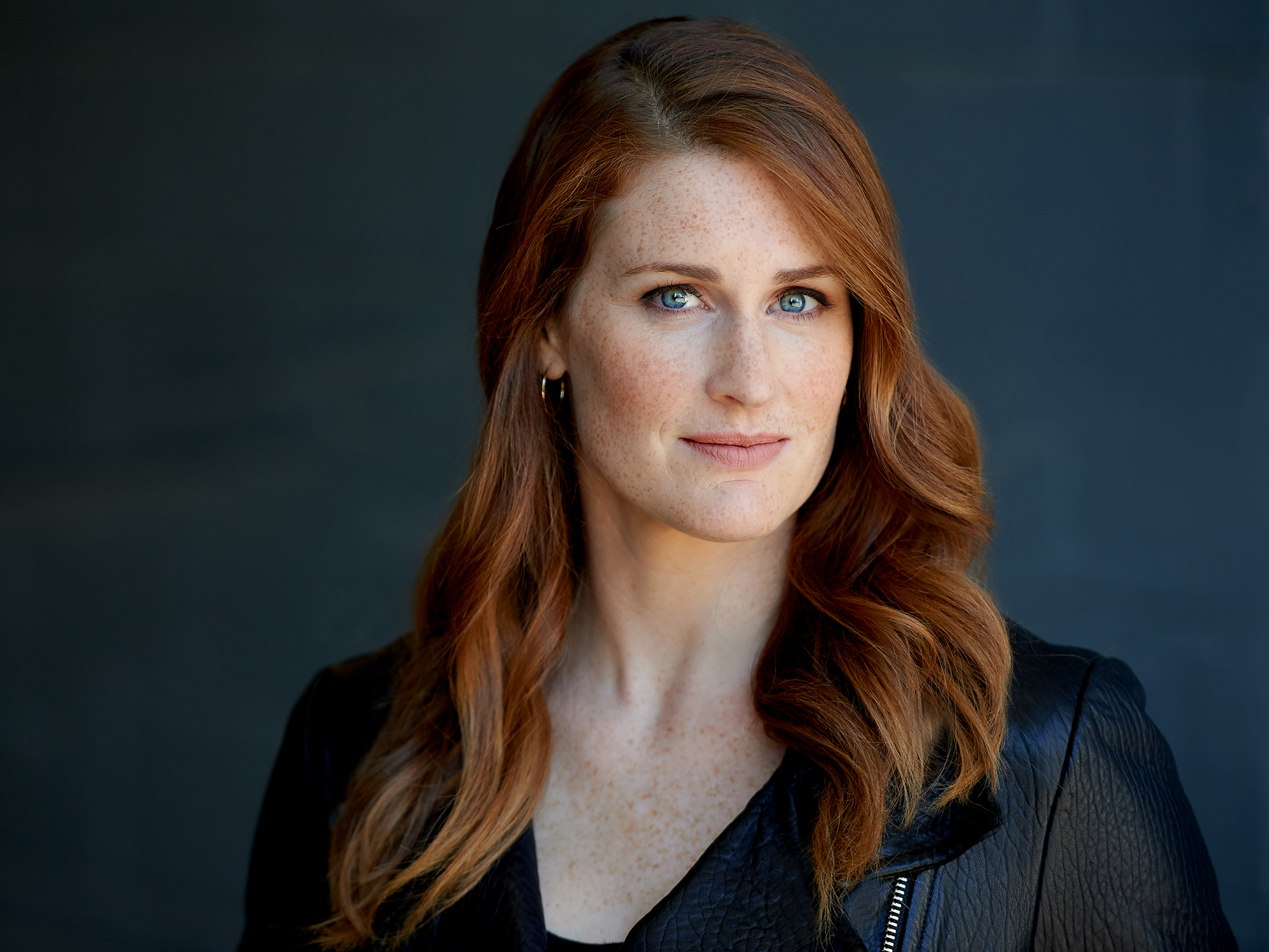 actor Beth Hornby large photo