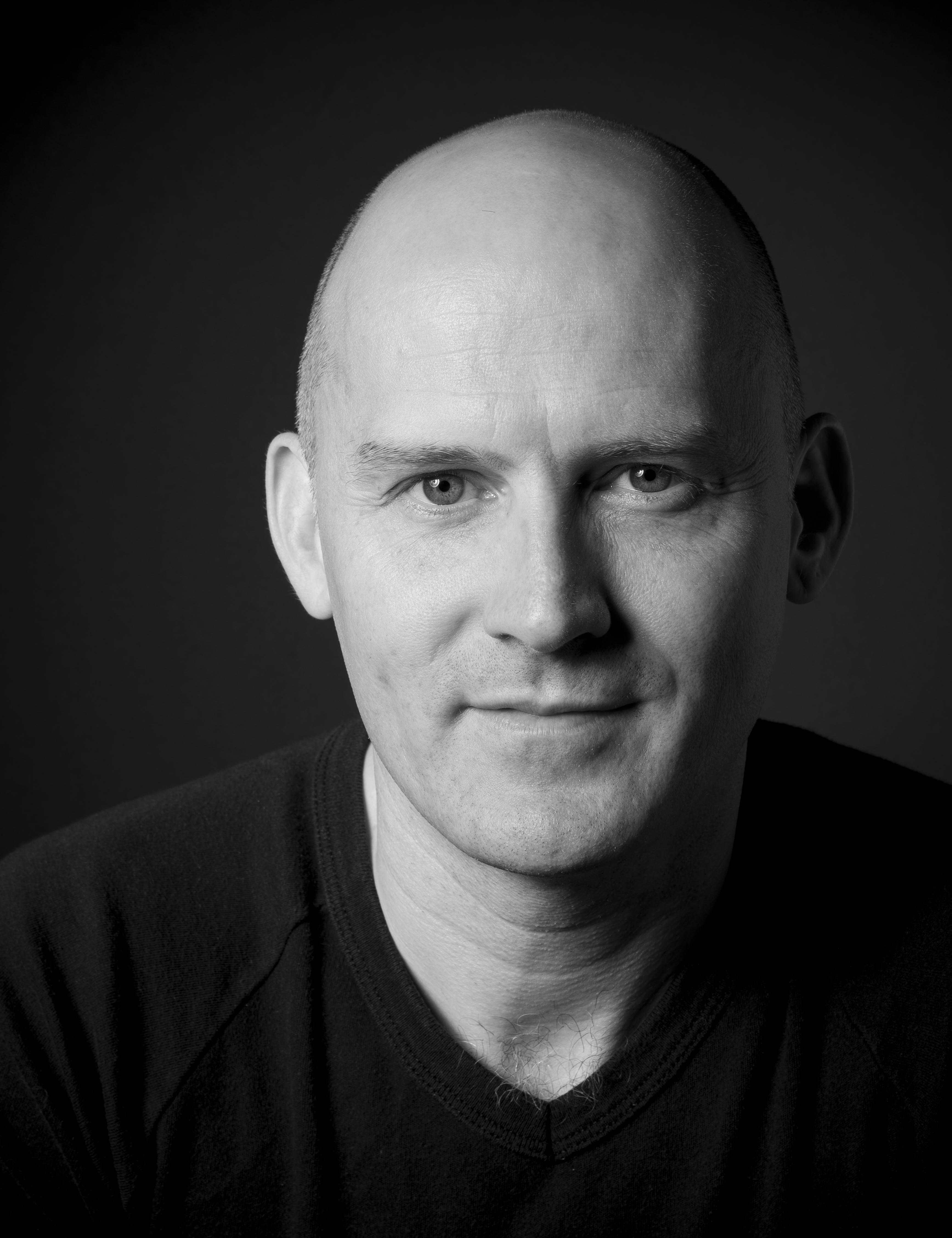 actor Glenn Hazeldine large photo