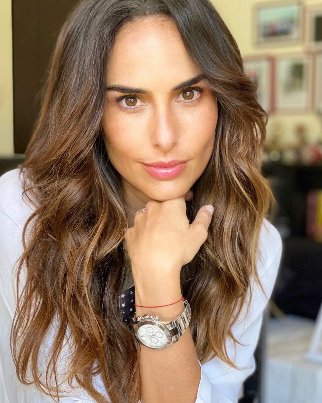 actor Ana Serradilla large photo