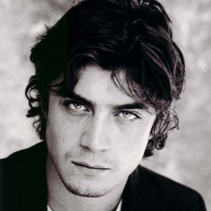 actor Riccardo Scamarcio large photo