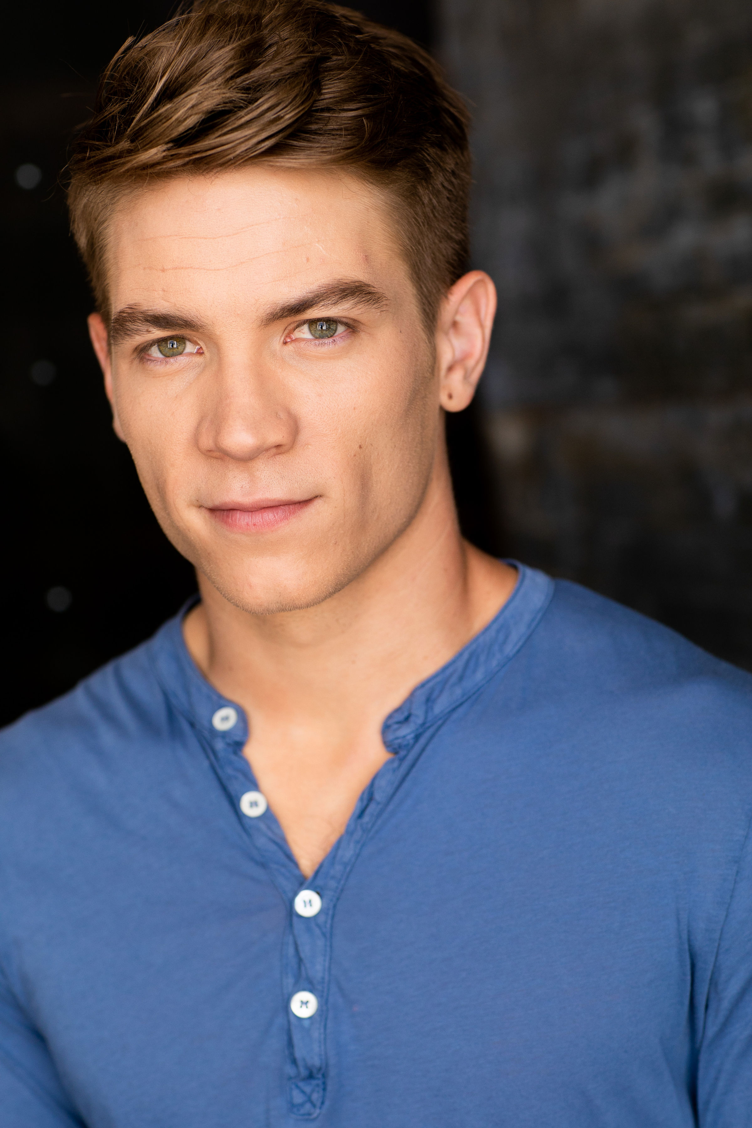 actor Lucas Adams large photo