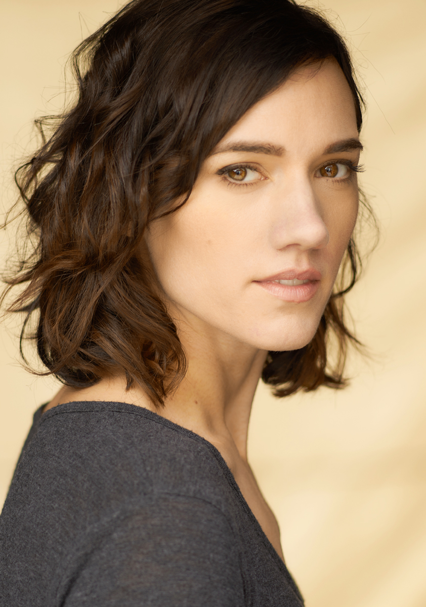 actor Helen Sadler large photo