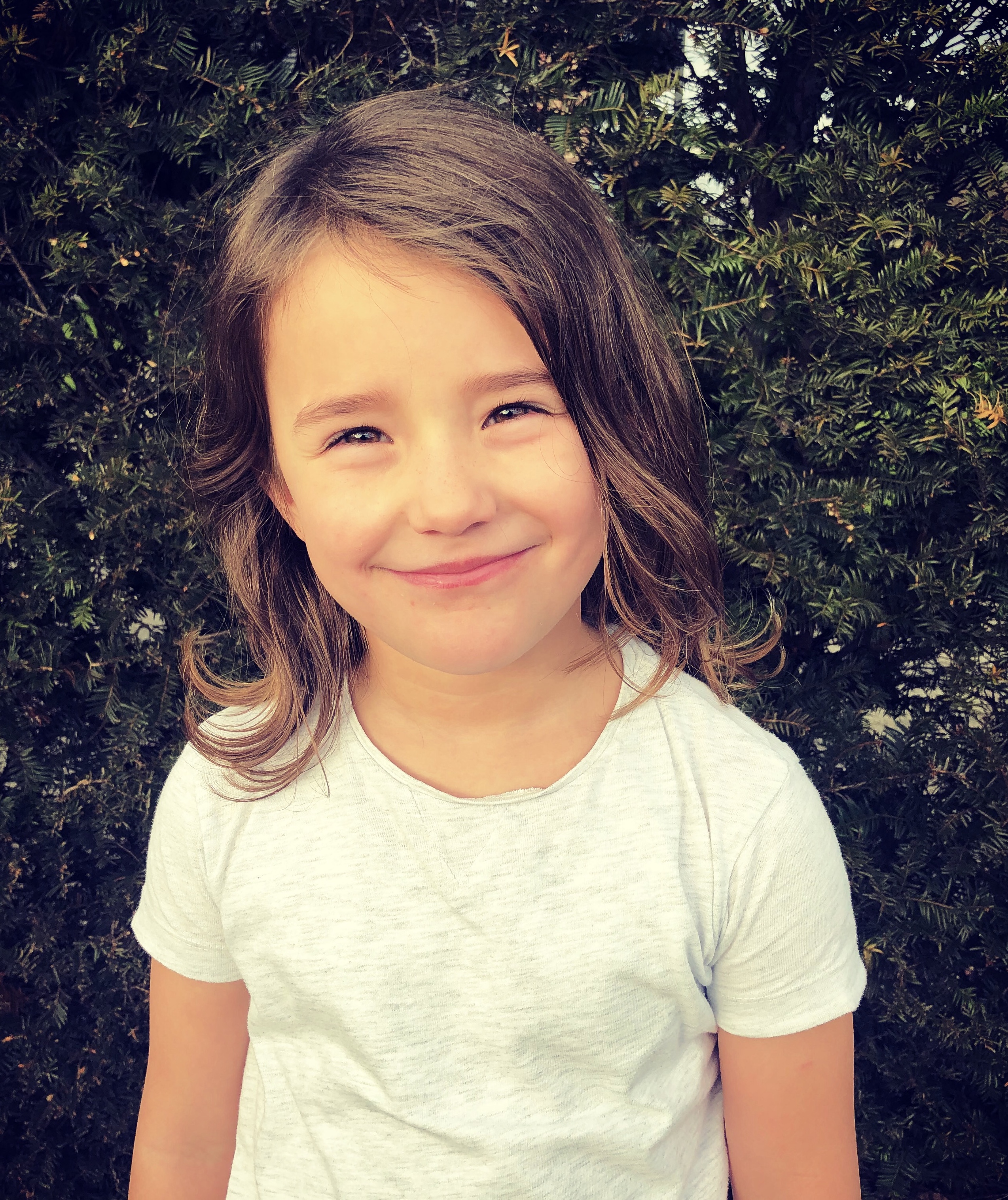 actor Darcey Ewart large photo