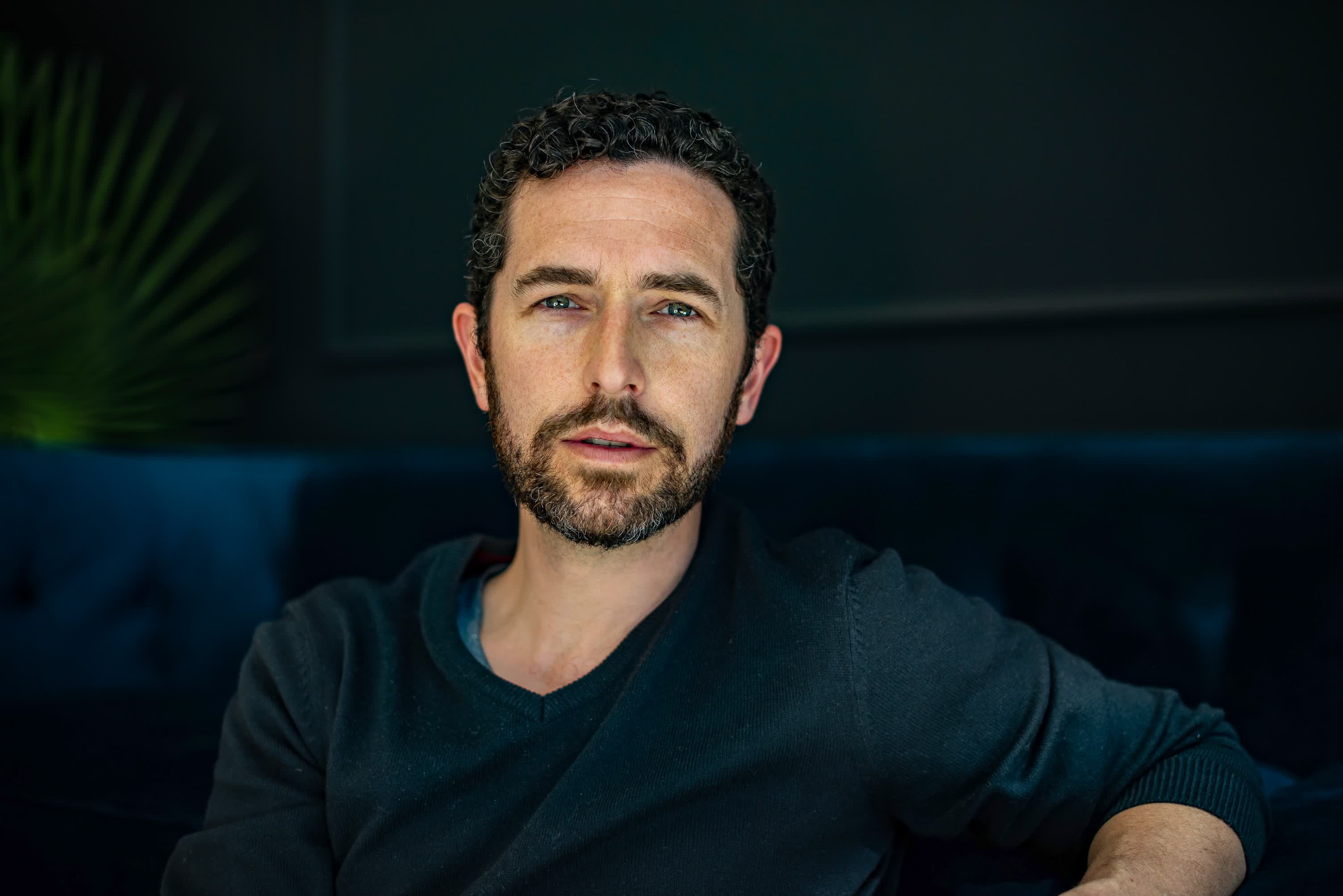 actor Eric Craig large photo