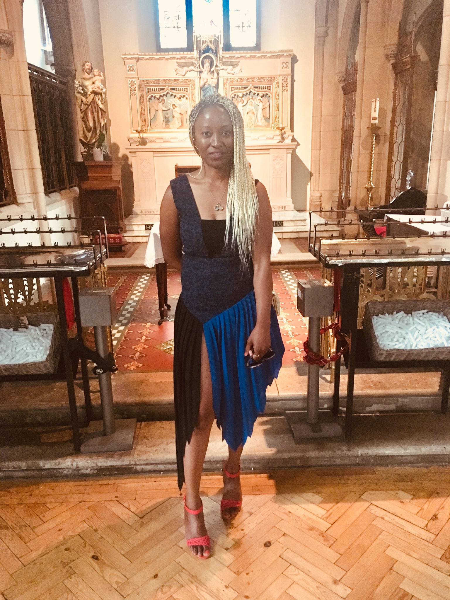 actor Lola May large photo