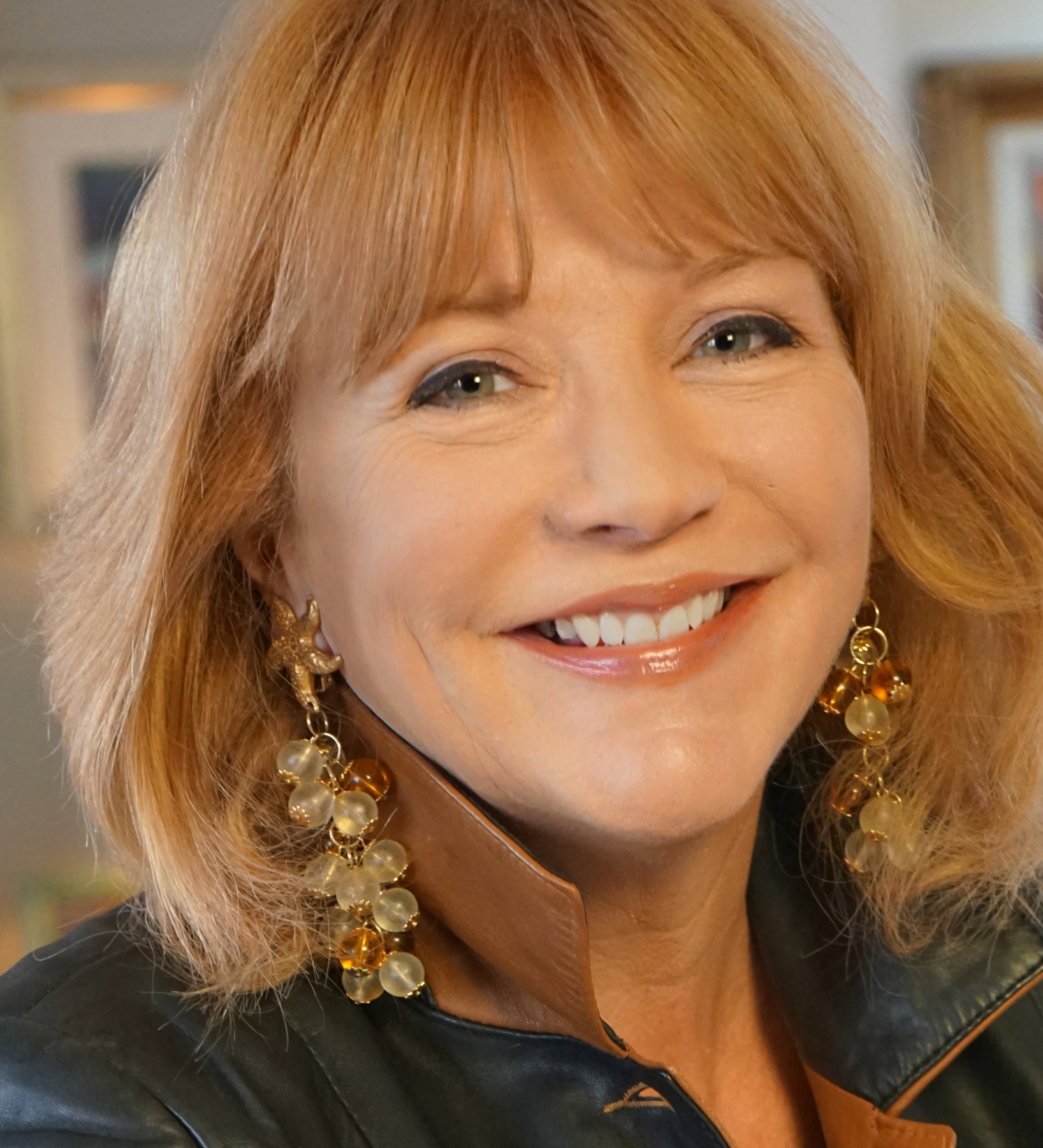 actor Sue Roderick large photo