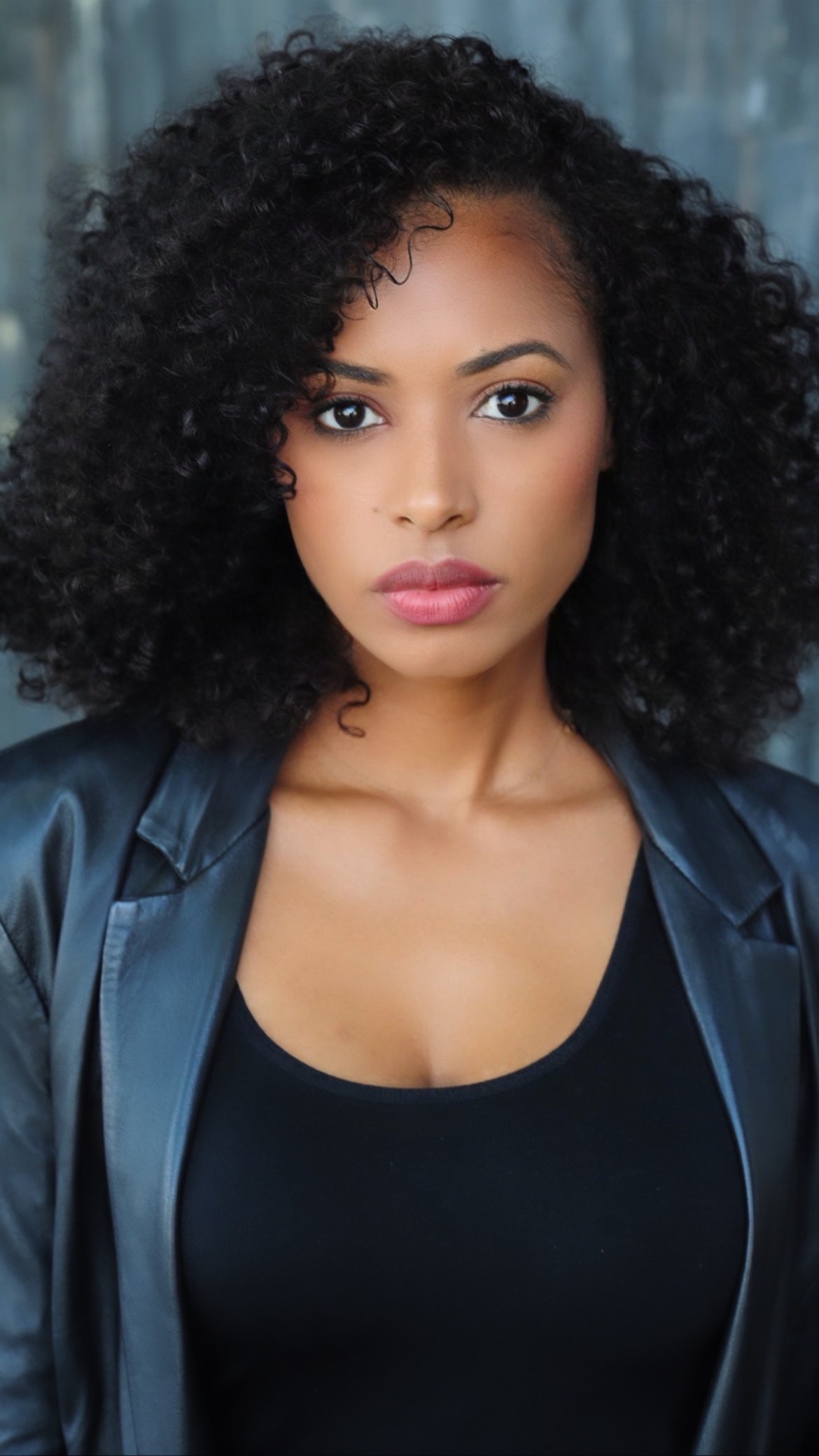 actor Denise Garcia large photo