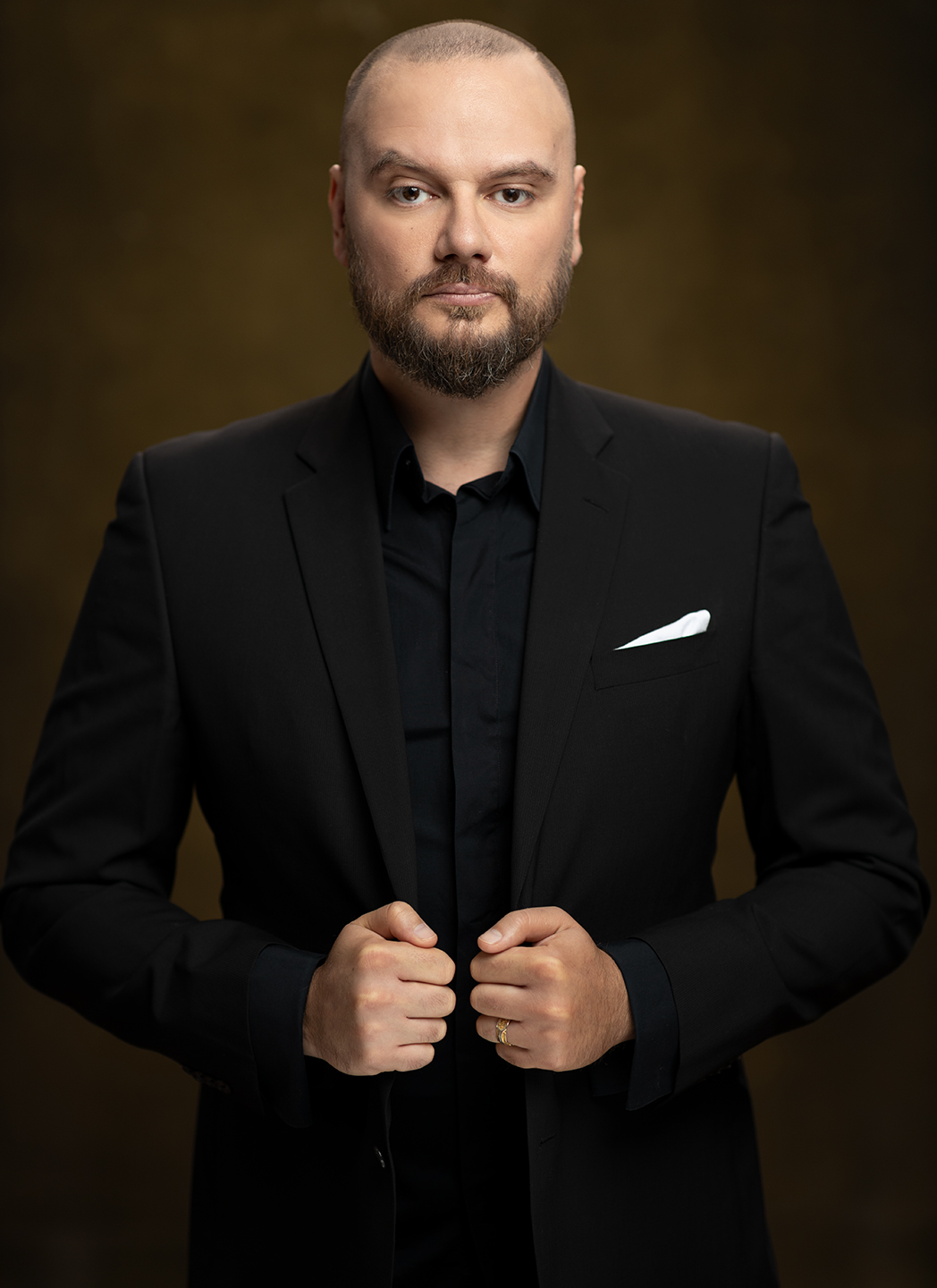 actor Raresh DiMofte large photo