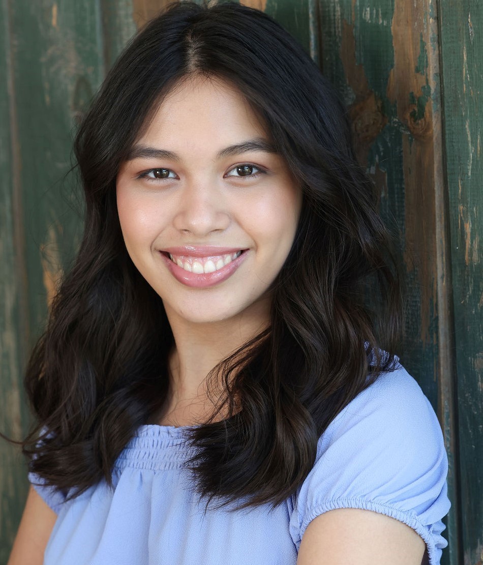 actor Victoria Montoya large photo