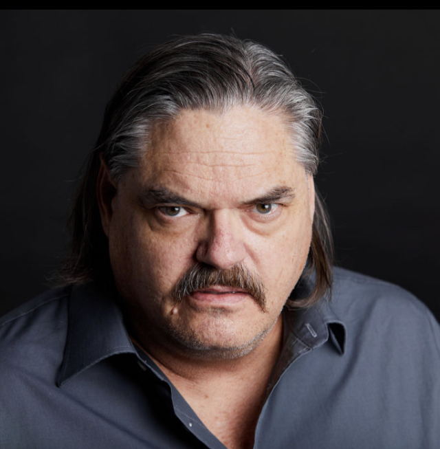 actor Mark Burnham large photo