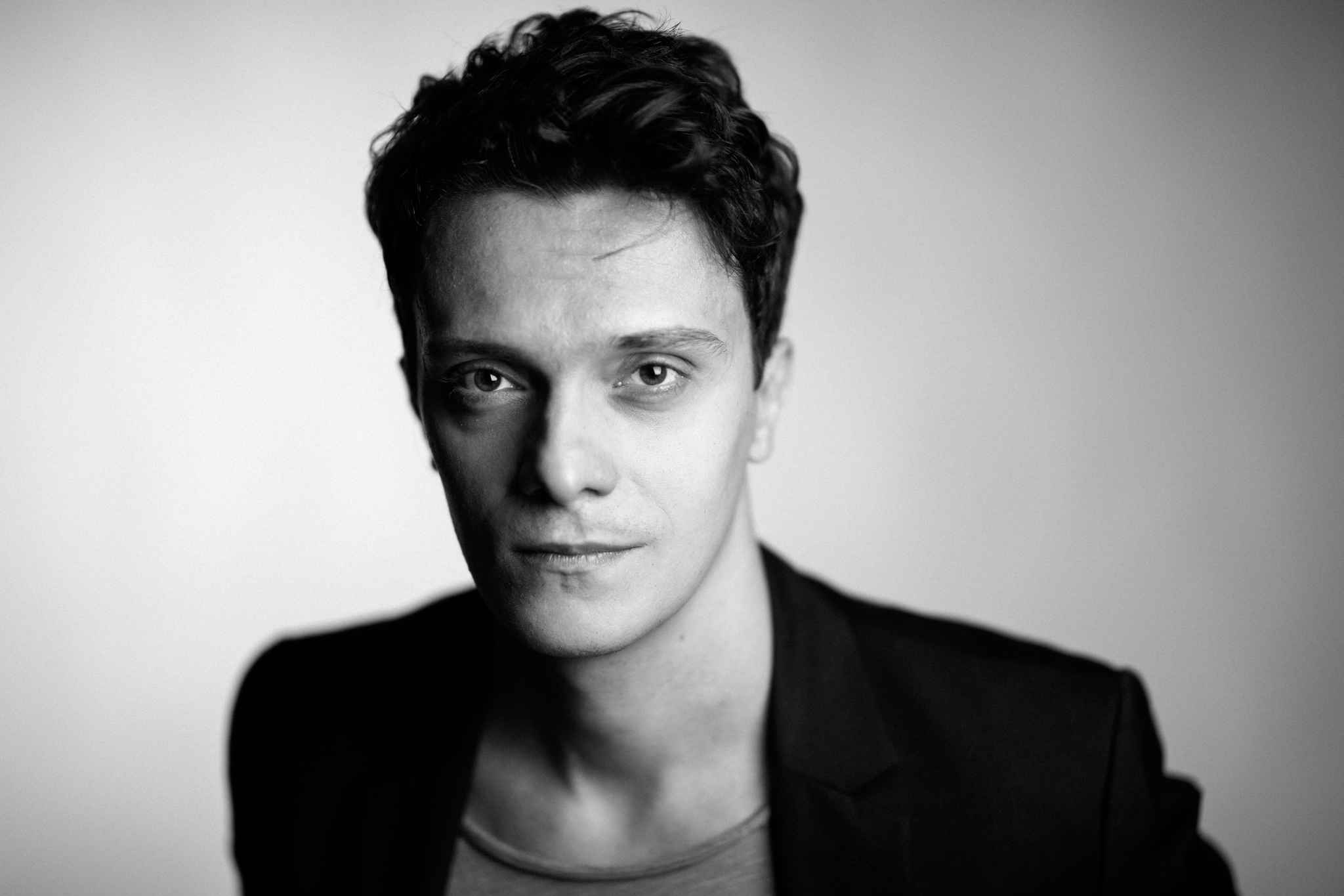 actor Mauro Conte large photo