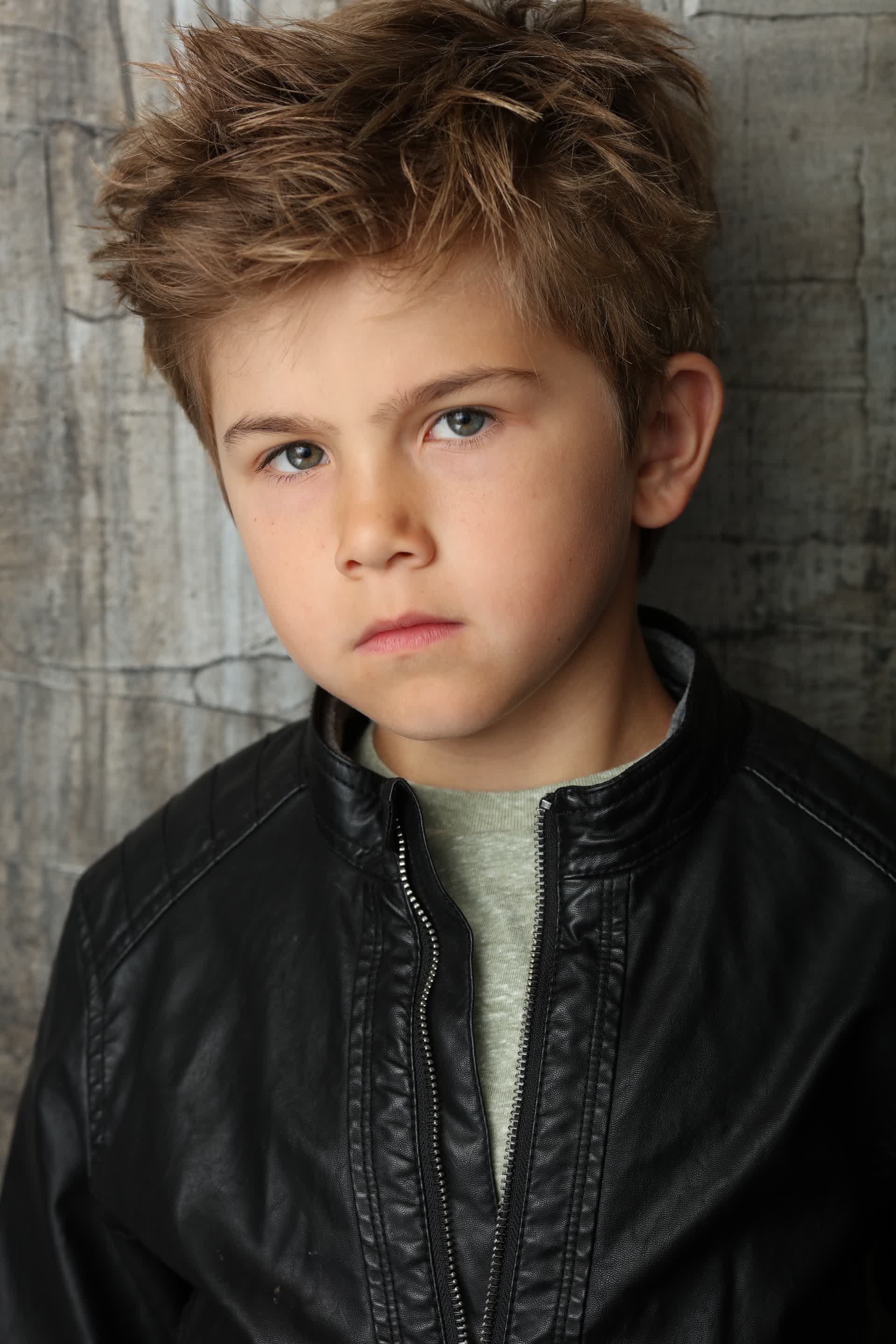 actor Mason Blomberg large photo