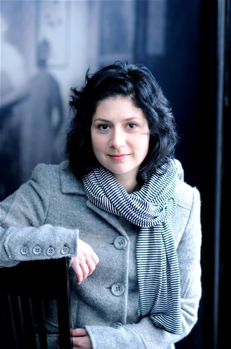 actor Martha Issová large photo